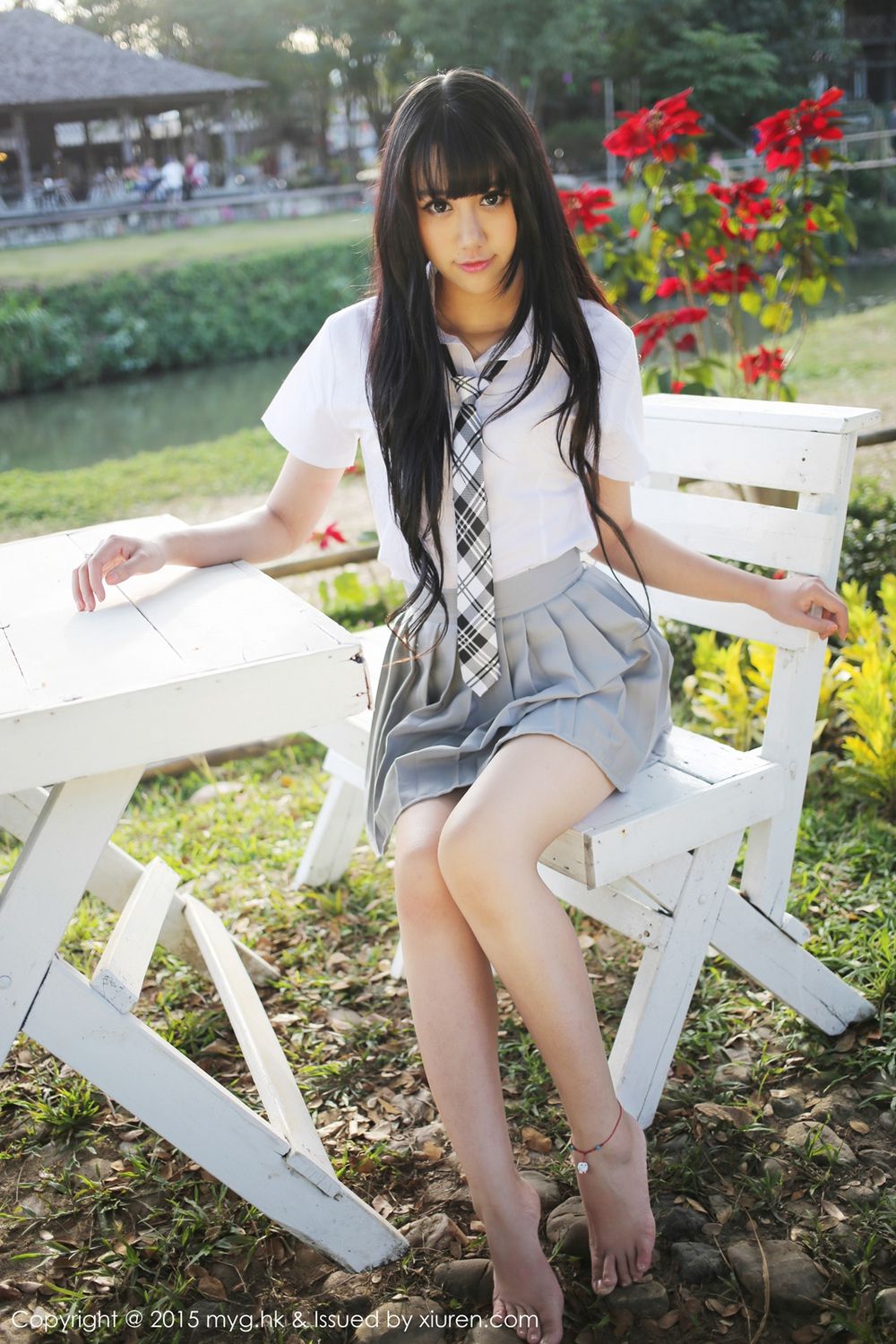 杨晓青儿《比基尼+校服外拍》 [美媛馆MyGirl] Vol.096