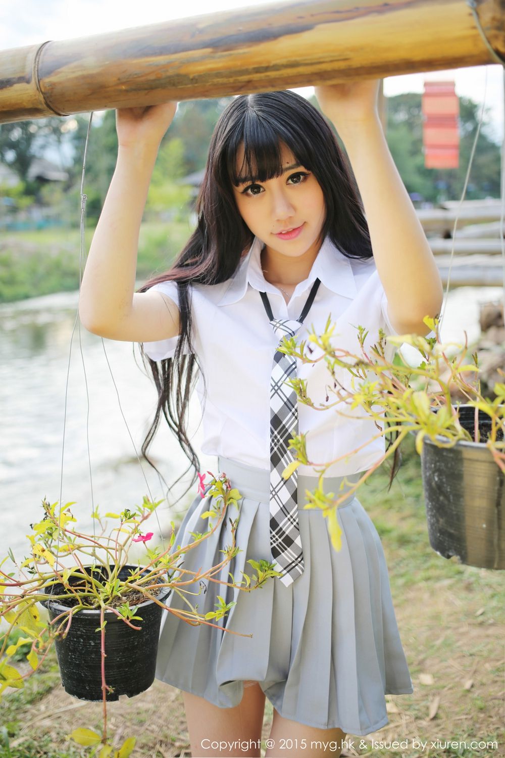 杨晓青儿《比基尼+校服外拍》 [美媛馆MyGirl] Vol.096