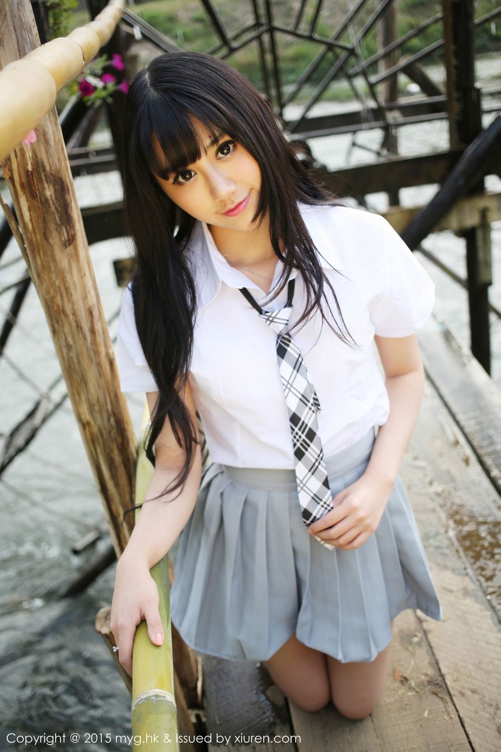 杨晓青儿《比基尼+校服外拍》 [美媛馆MyGirl] Vol.096