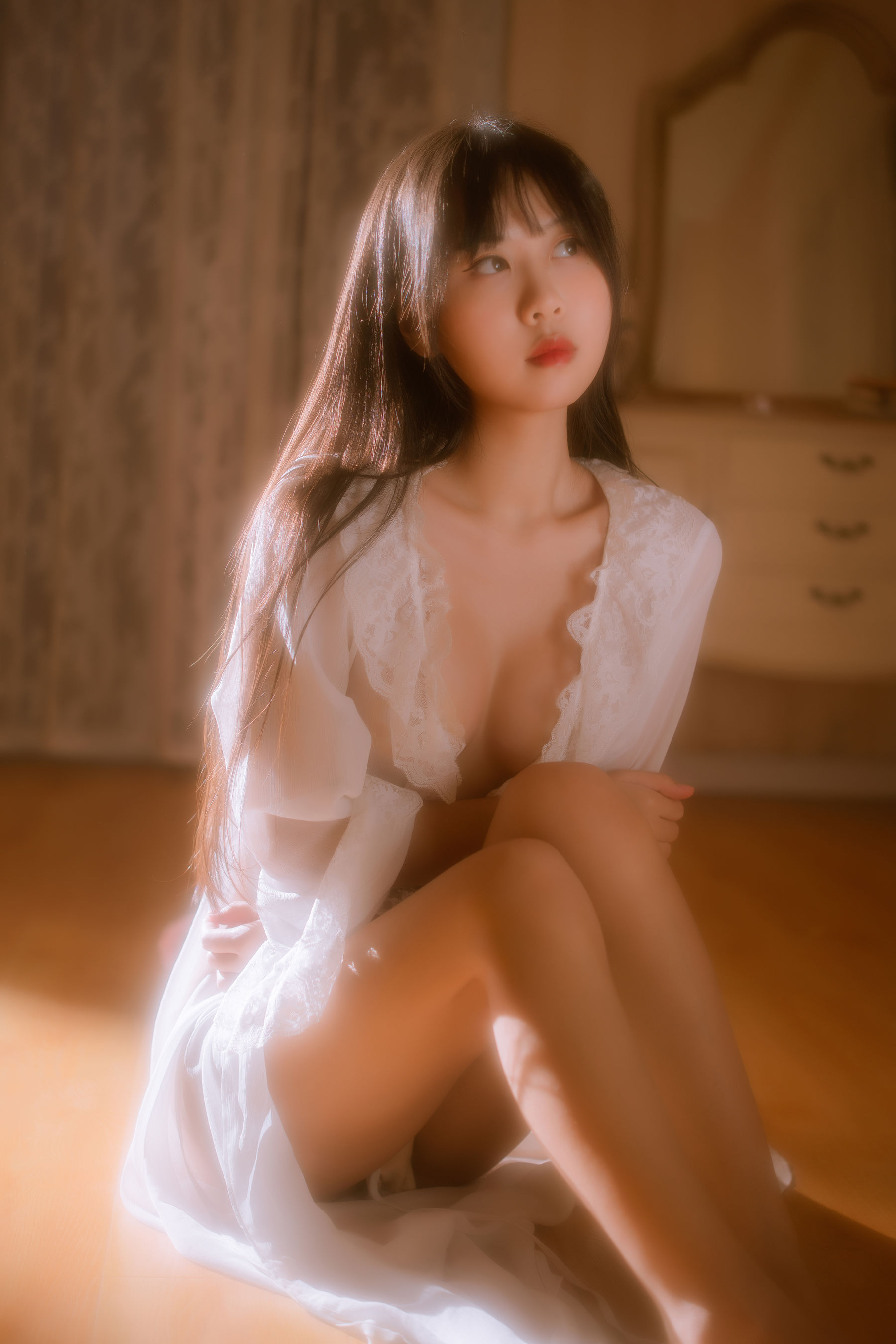 [COS福利] 阳光美少女萌芽儿o0 - 金色套装