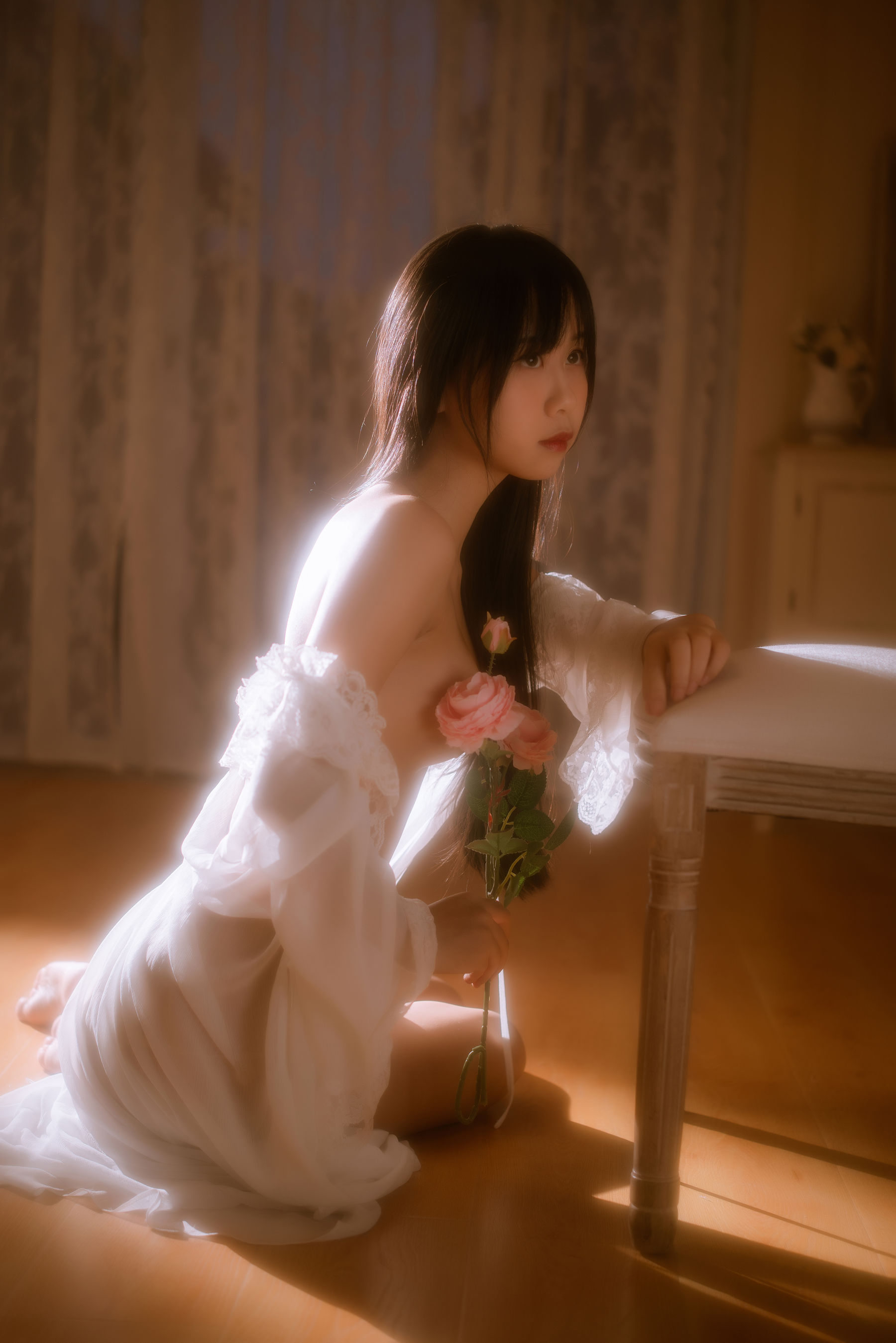[COS福利] 阳光美少女萌芽儿o0 - 金色套装
