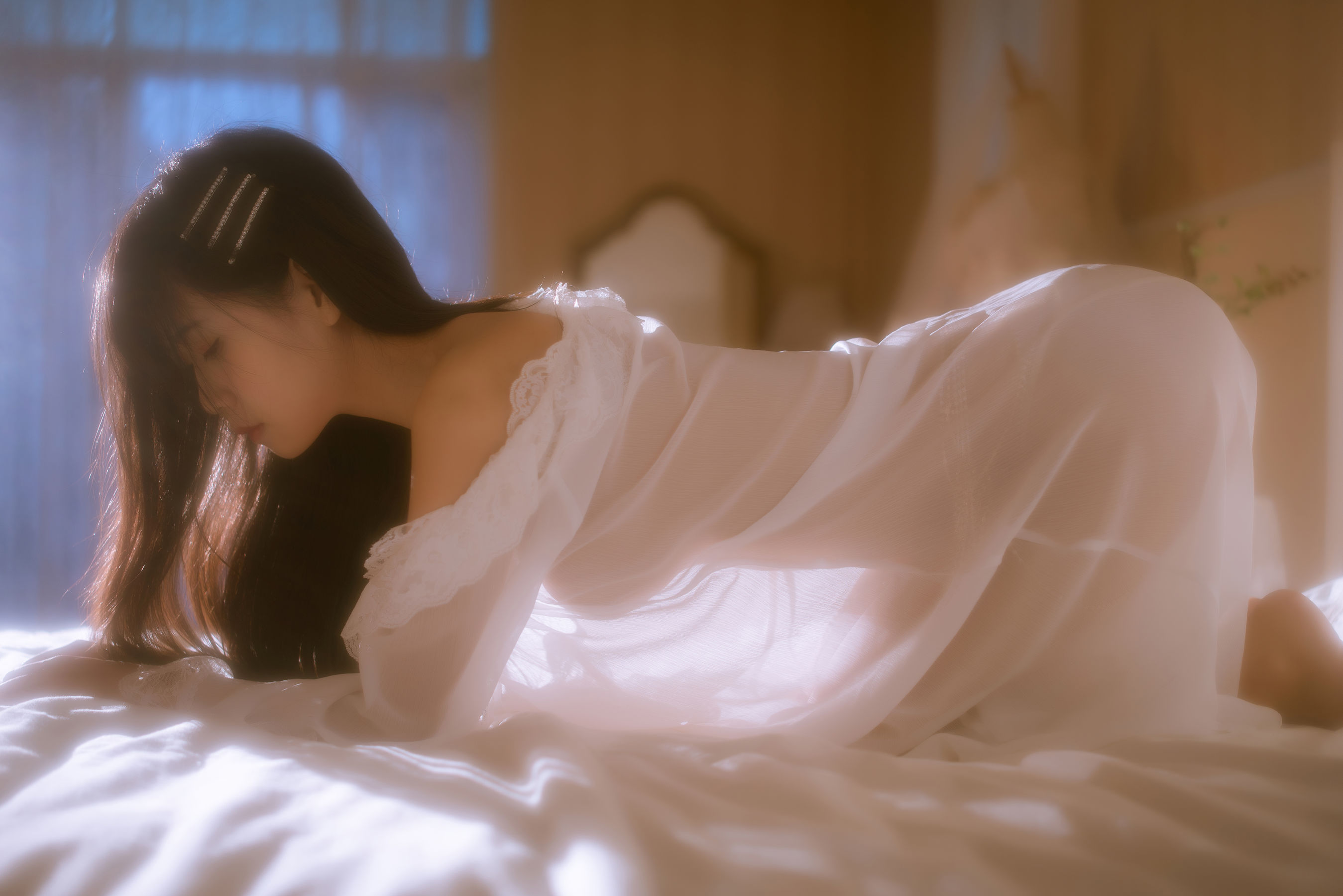 [COS福利] 阳光美少女萌芽儿o0 - 金色套装