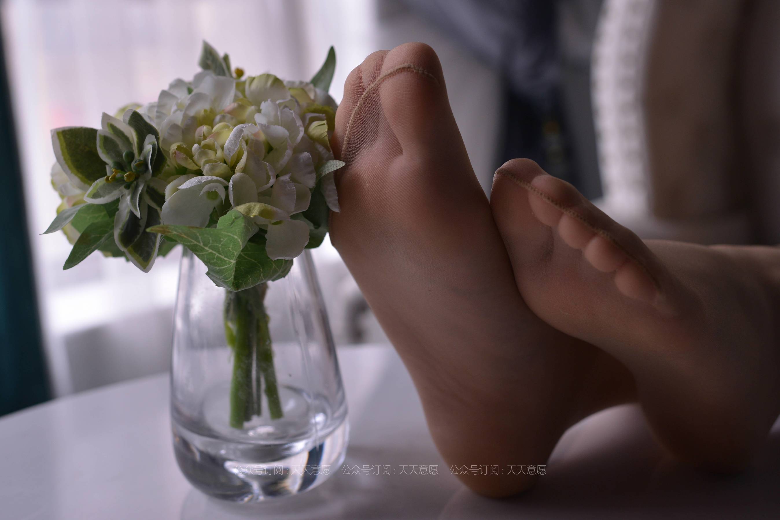 [IESS异思趣向] 丝享家 778：小婕《与花共舞》