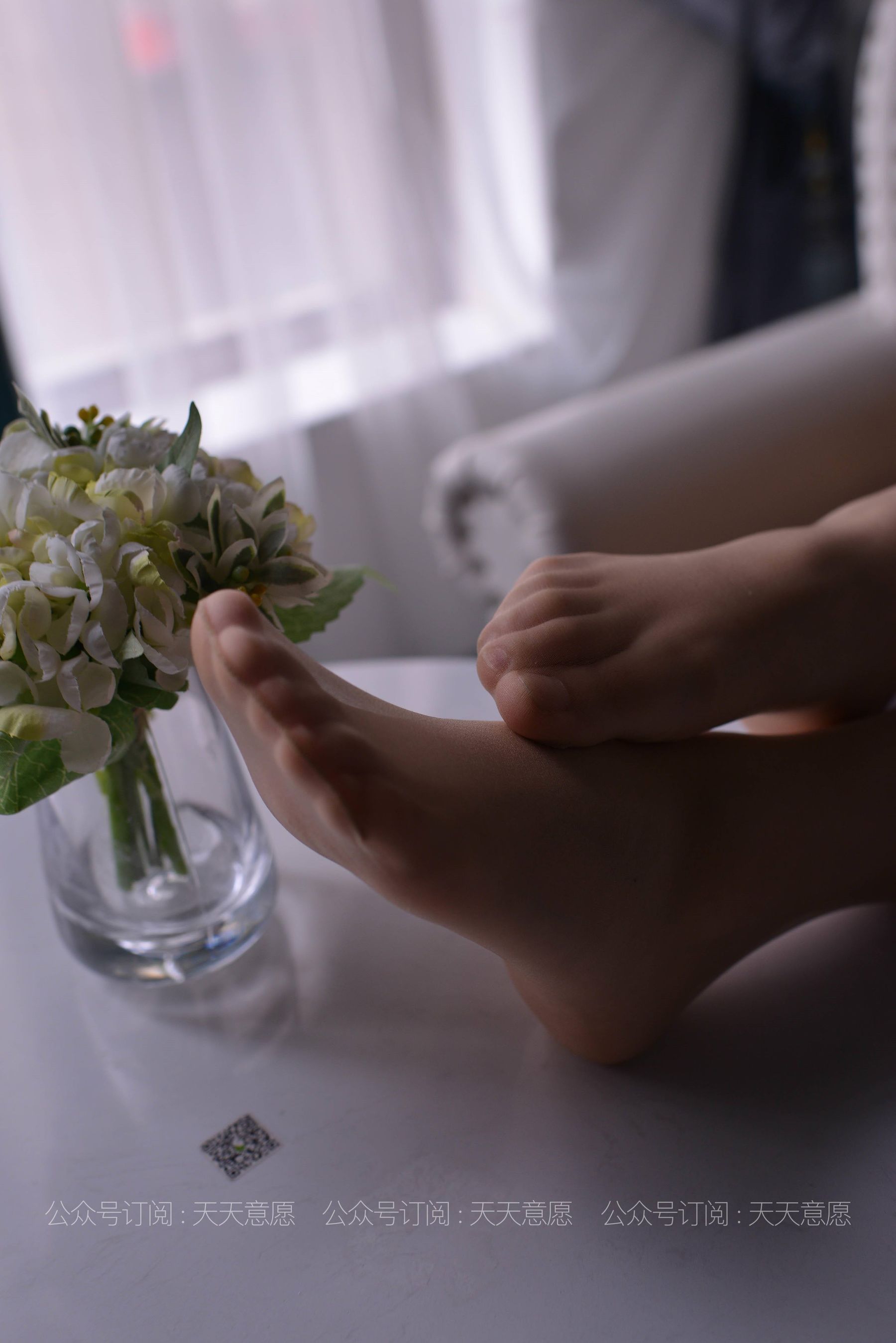 [IESS异思趣向] 丝享家 778：小婕《与花共舞》