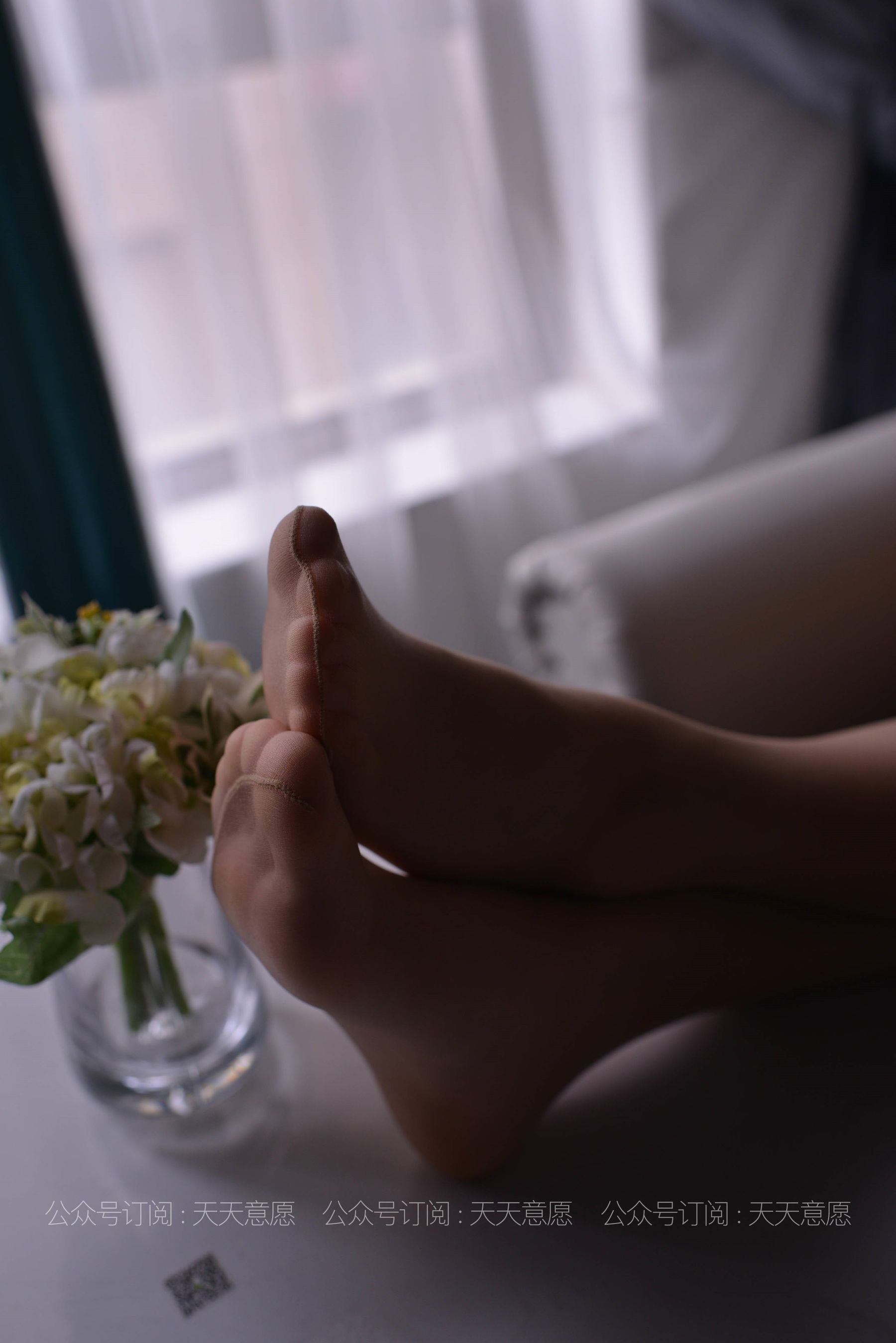 [IESS异思趣向] 丝享家 778：小婕《与花共舞》