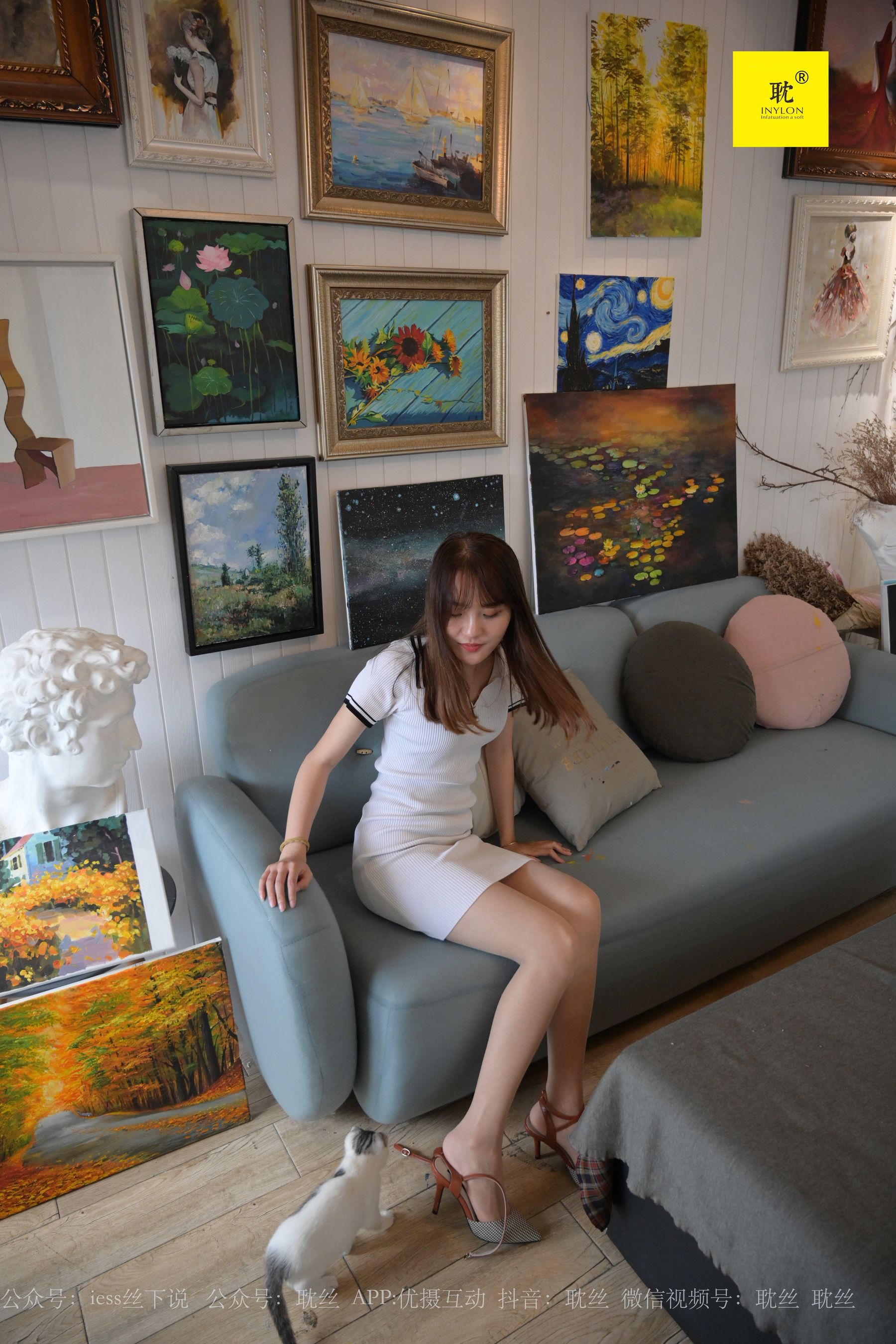 [IESS异思趣向]第N种幻想 婉萍 《两位插班生的画室风波》1
