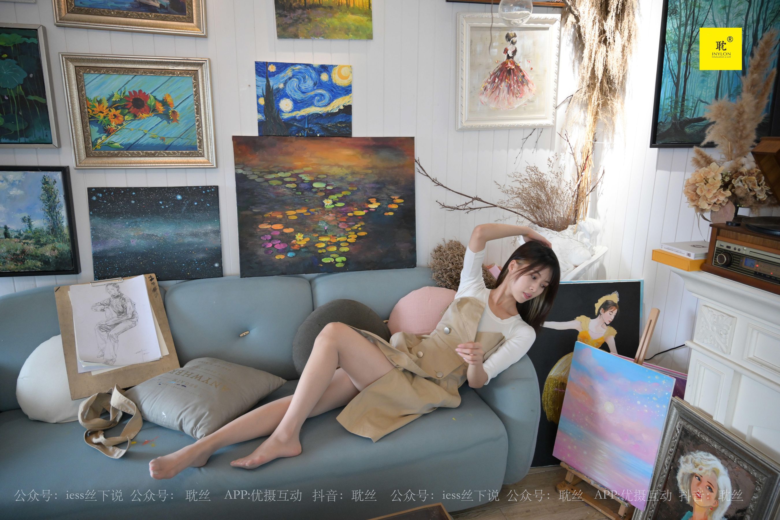 [IESS异思趣向]第N种幻想 邱主管 《两位插班生的画室风波》2