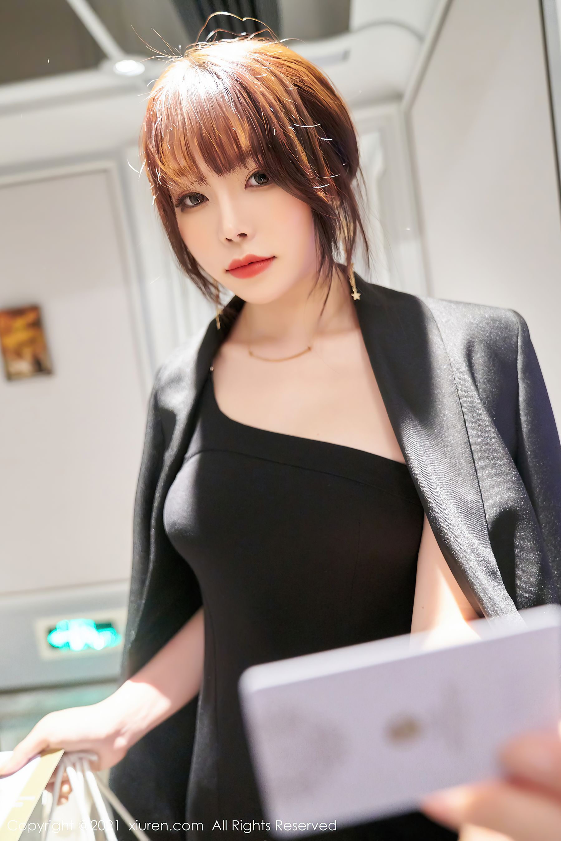 [秀人XiuRen] No.3285 芝芝Booty
