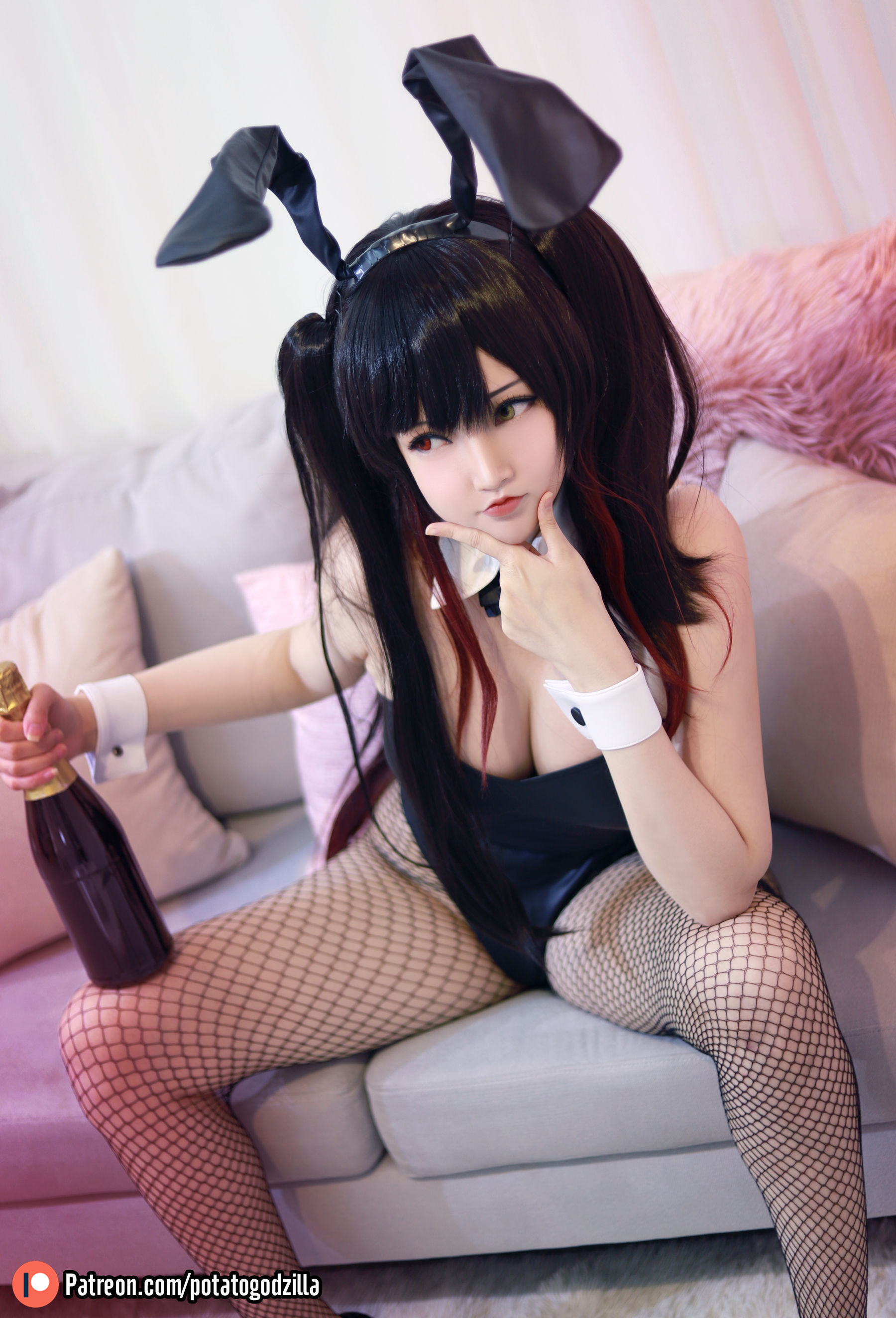 [COS福利] Coser小姐姐Potato Godzilla - Kurumi Tokisaki Bunny Girl