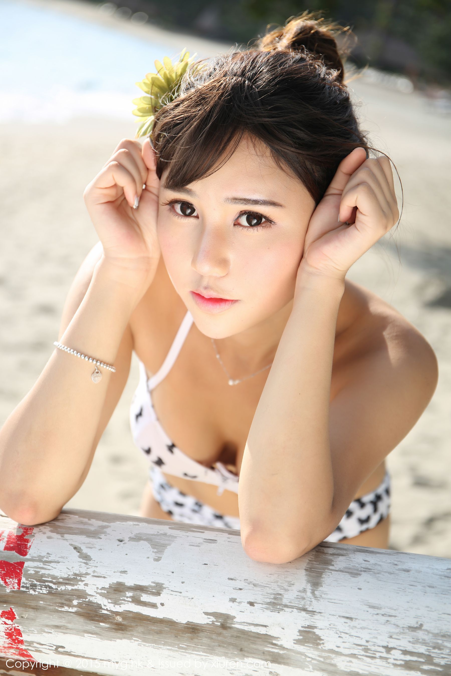 Milk楚楚《龙目岛旅拍》清凉比基尼 [美媛馆MyGirl] Vol.151