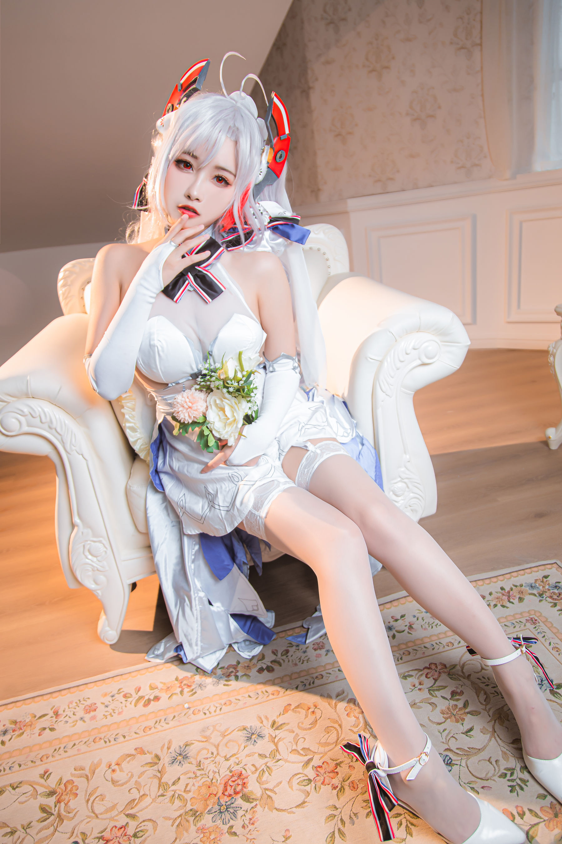 [COS福利] 微博妹子Momoko葵葵 - 欧根之花嫁