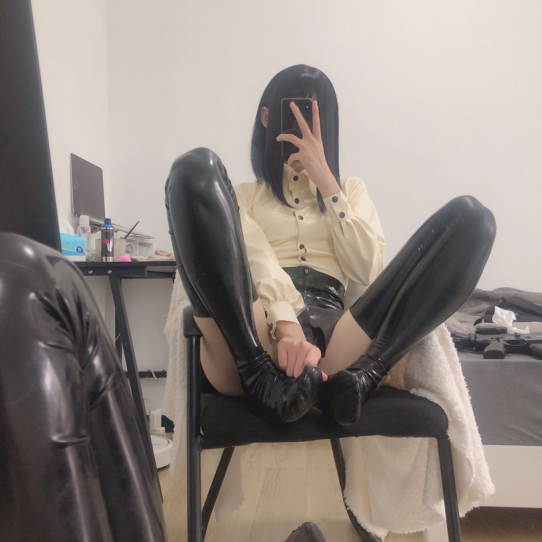 [COS福利] 萌妹子眼酱大魔王w - 黑胶