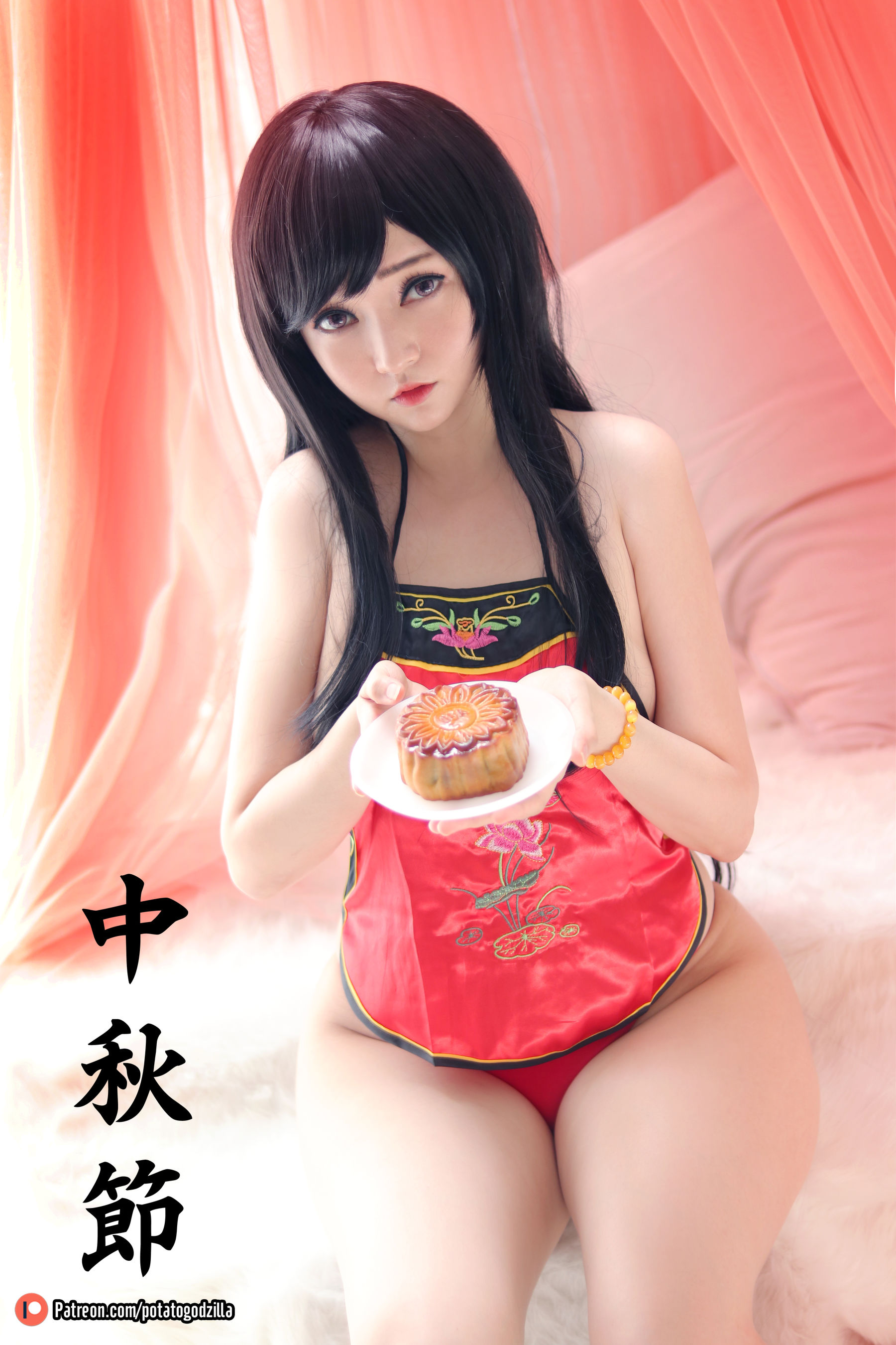 [COS福利] Coser小姐姐Potato Godzilla - Happy Mid Autumn 2019