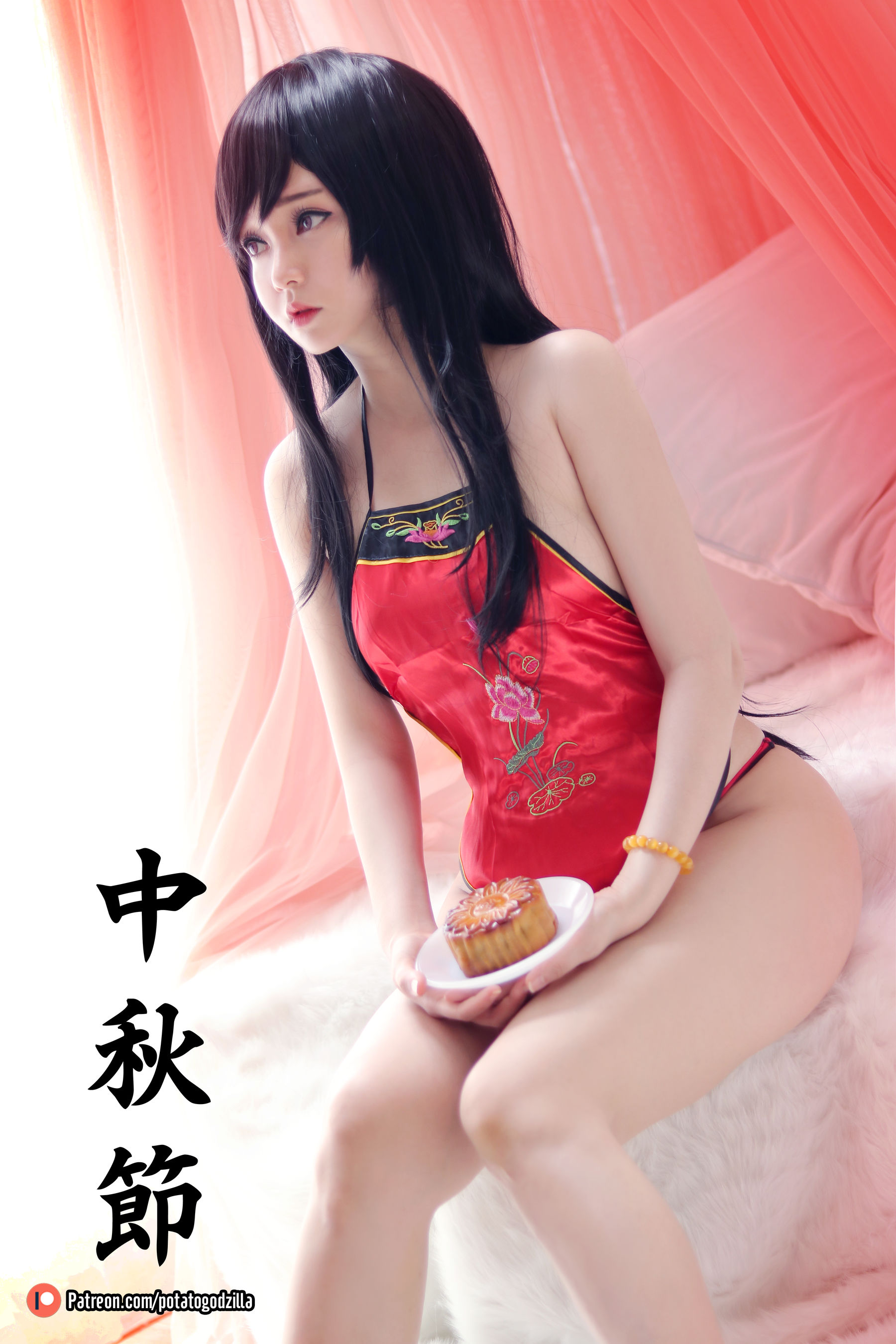 [COS福利] Coser小姐姐Potato Godzilla - Happy Mid Autumn 2019