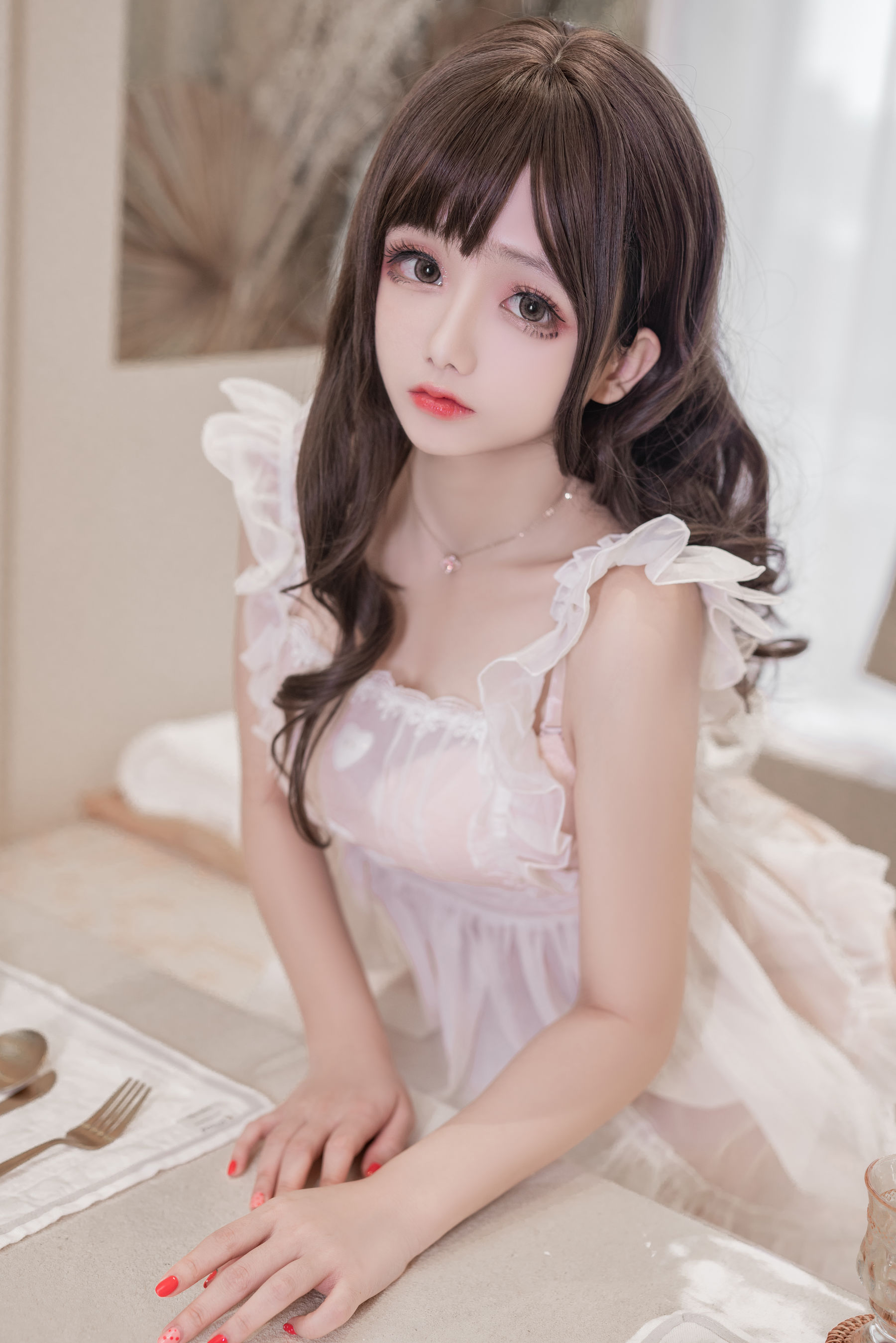 [COS福利] Cosplay日奈娇 - 围裙人妻