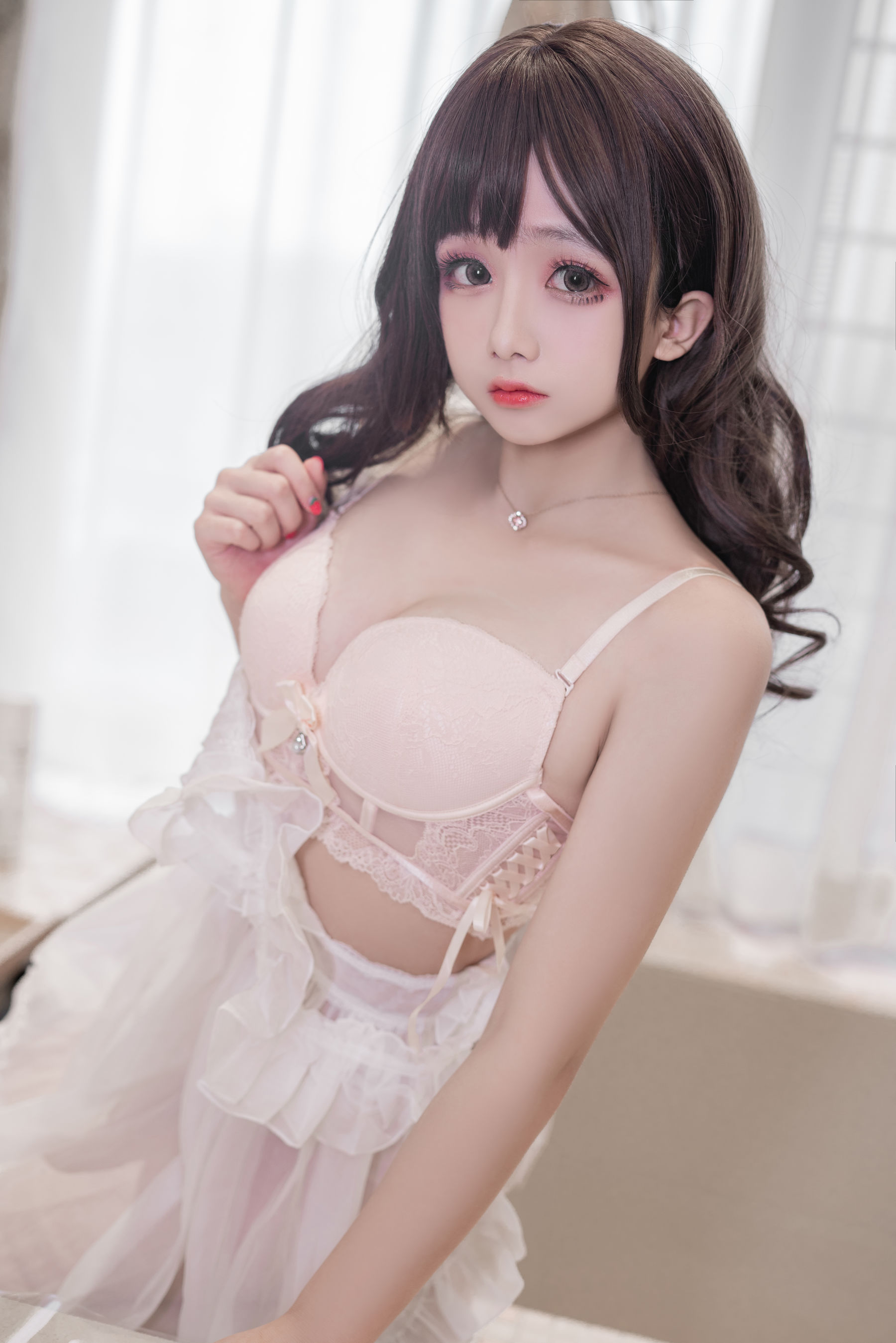 [COS福利] Cosplay日奈娇 - 围裙人妻