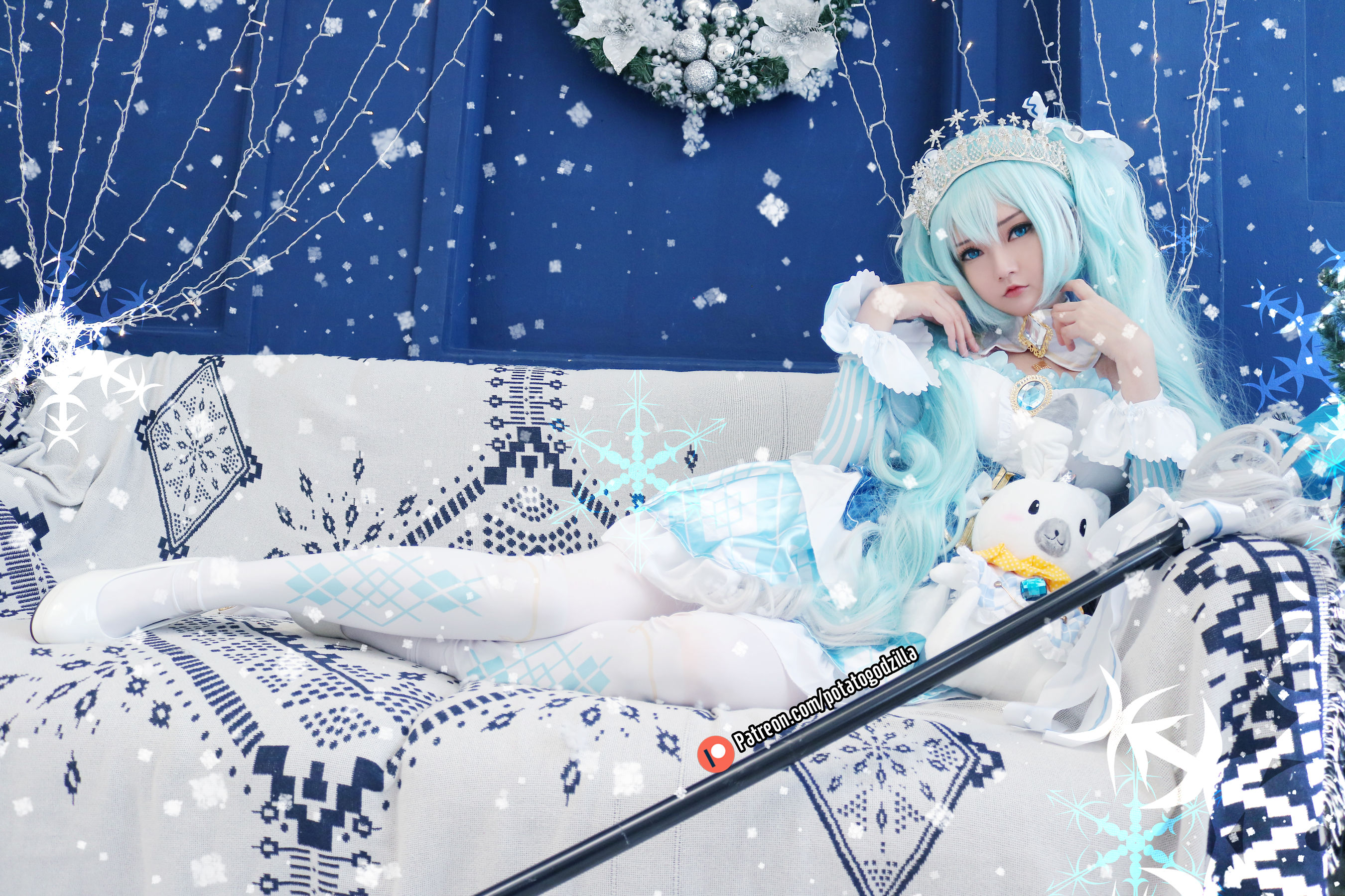 [COS福利] Coser小姐姐Potato Godzilla - Snow Miku