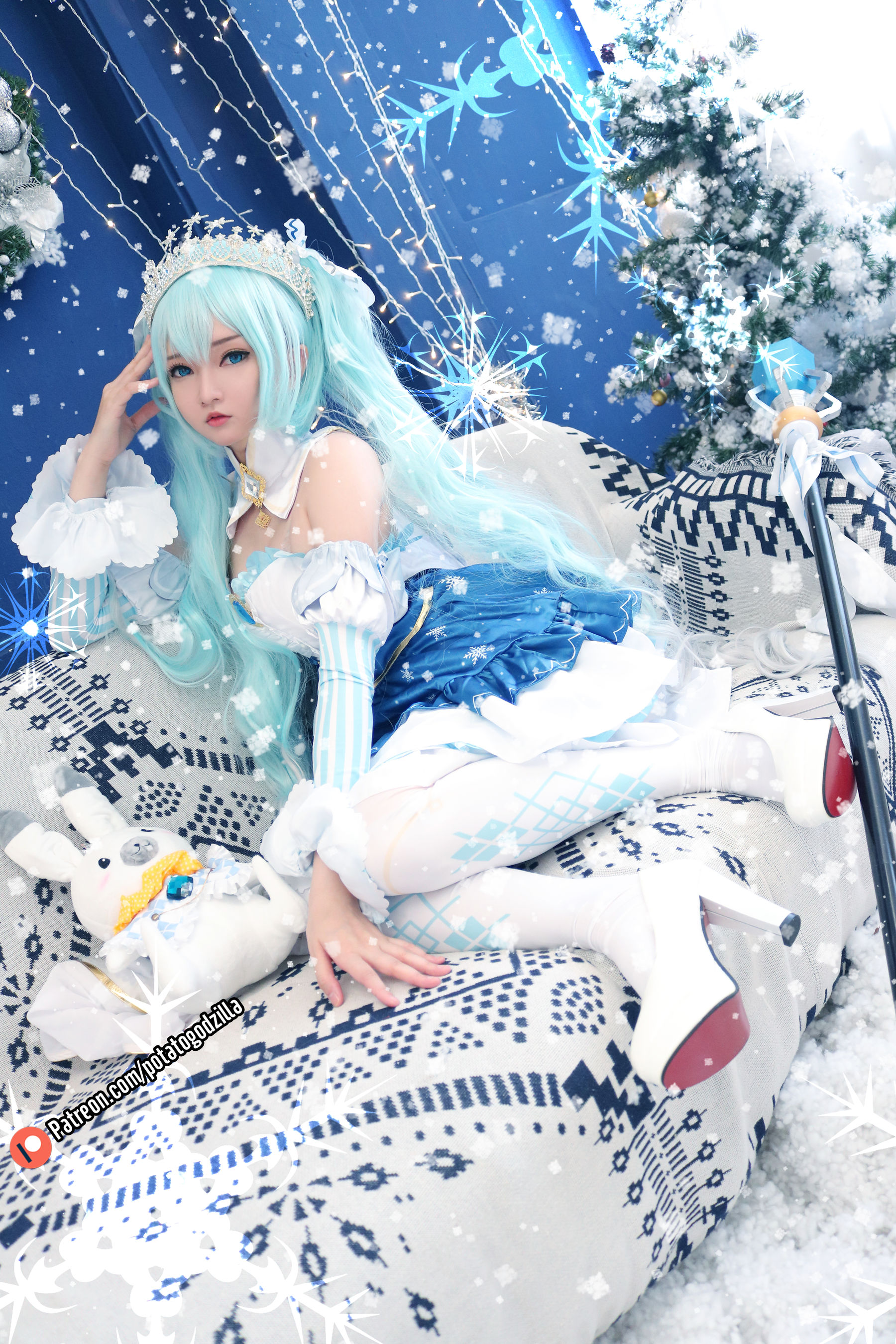 [COS福利] Coser小姐姐Potato Godzilla - Snow Miku