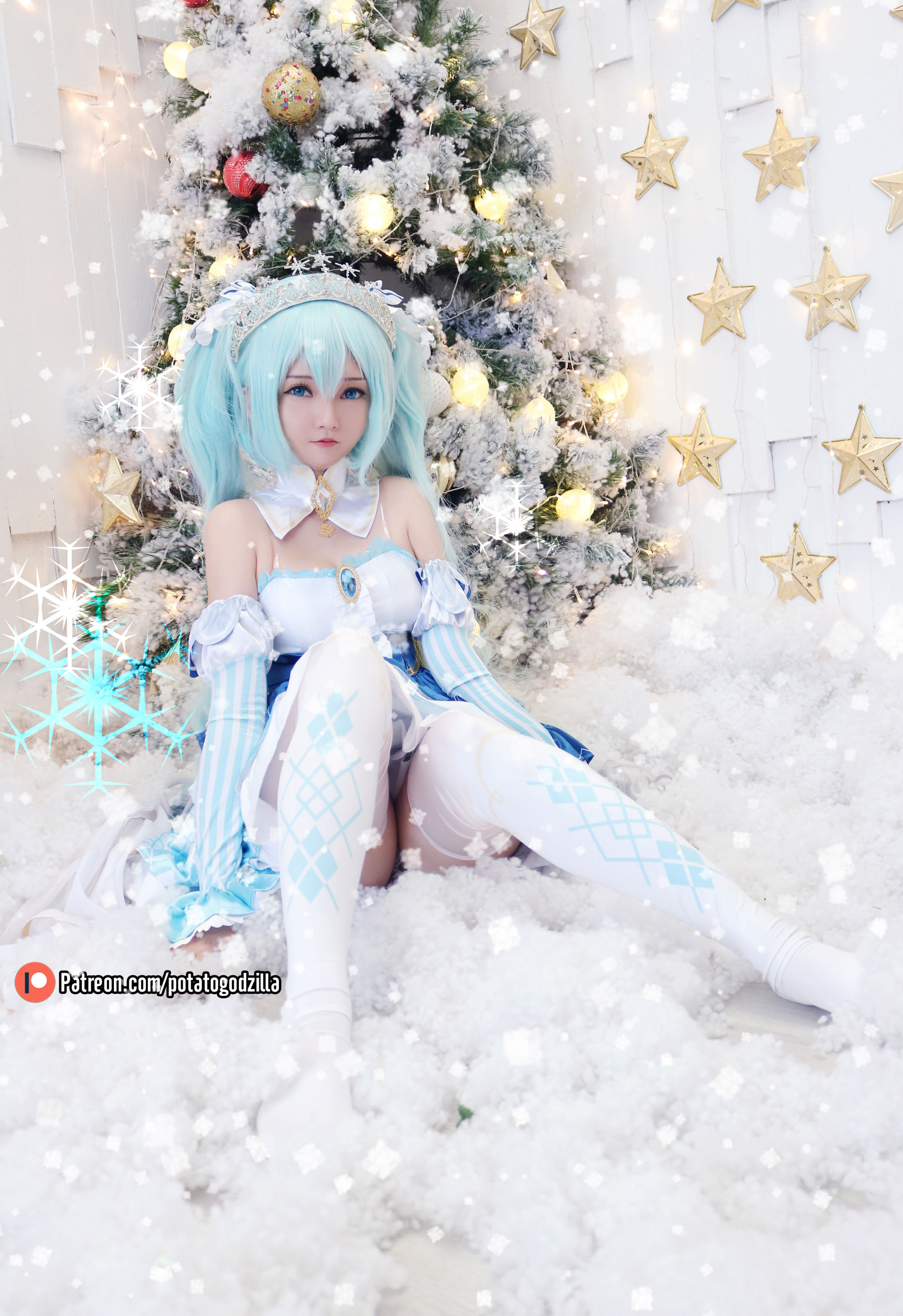 [COS福利] Coser小姐姐Potato Godzilla - Snow Miku