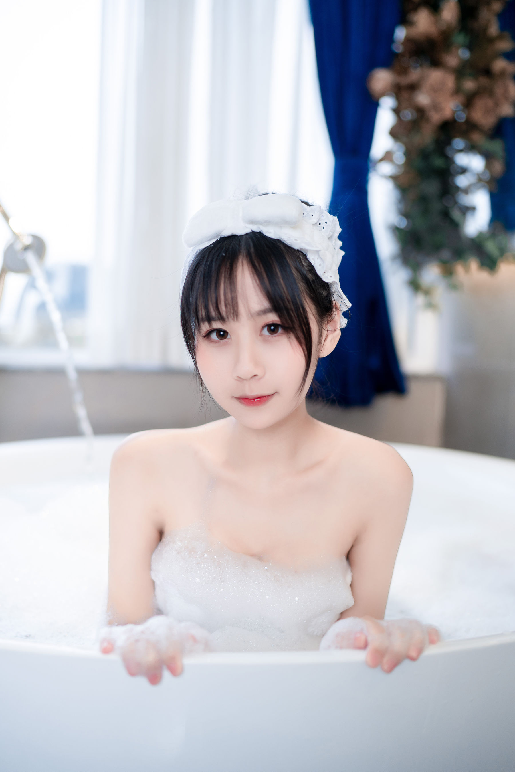 [COS福利] 阳光美少女萌芽儿o0 - 浴巾