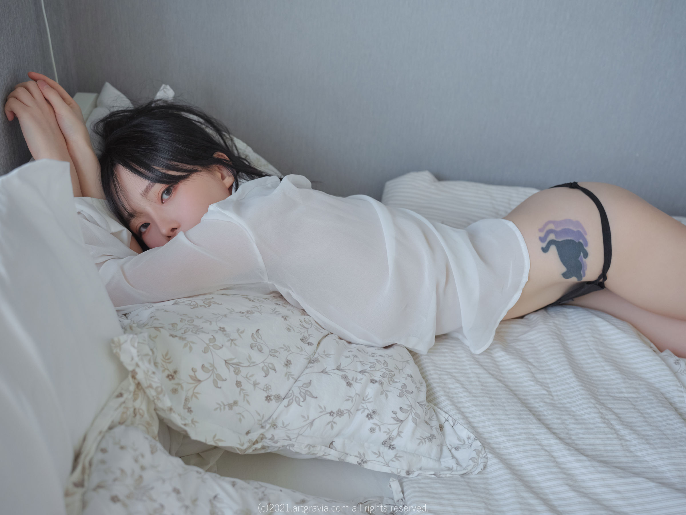 [ARTGRAVIA] VOL.261 Ming Sunha - 白衬衫女友居家诱惑