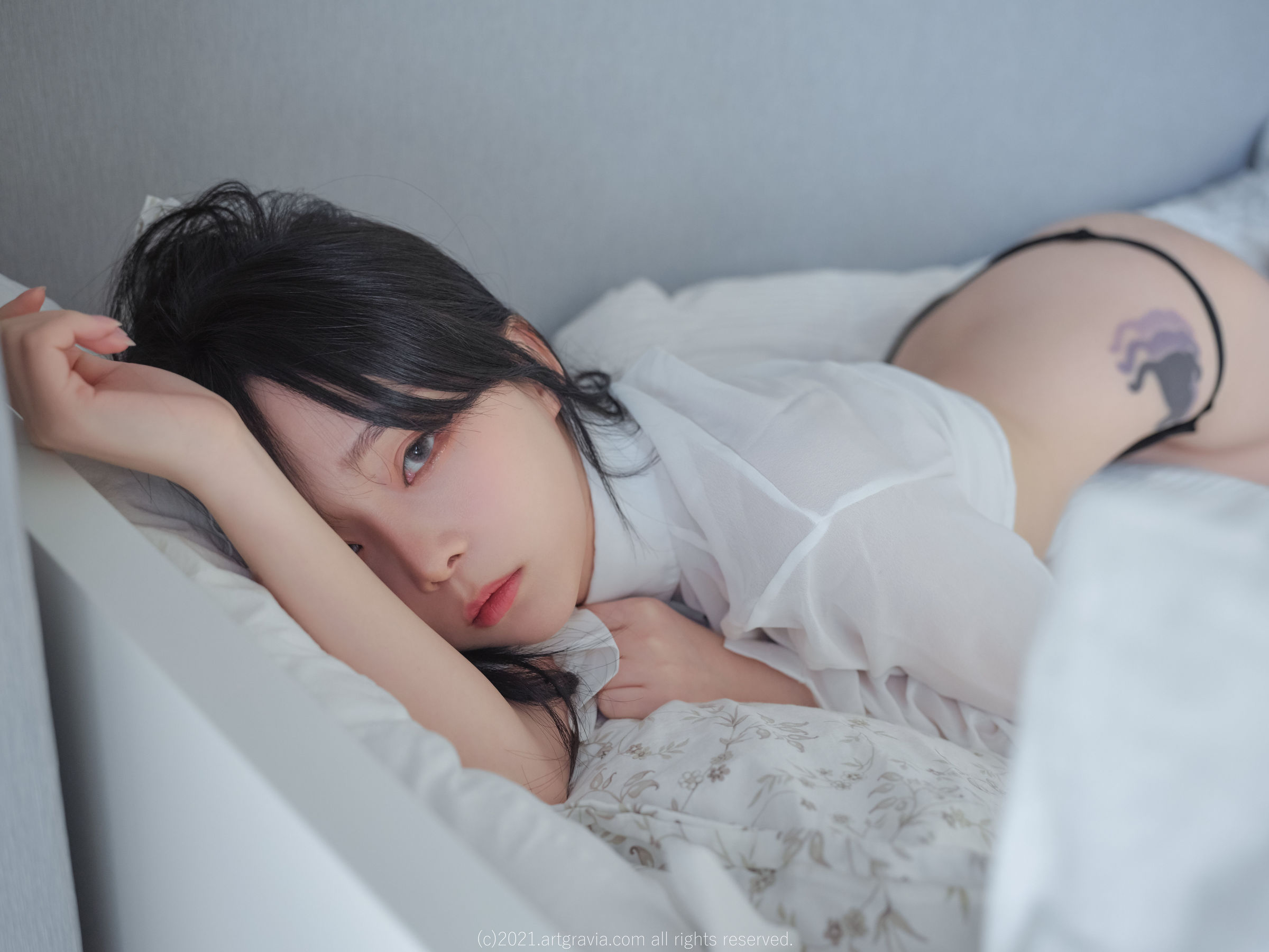 [ARTGRAVIA] VOL.261 Ming Sunha - 白衬衫女友居家诱惑