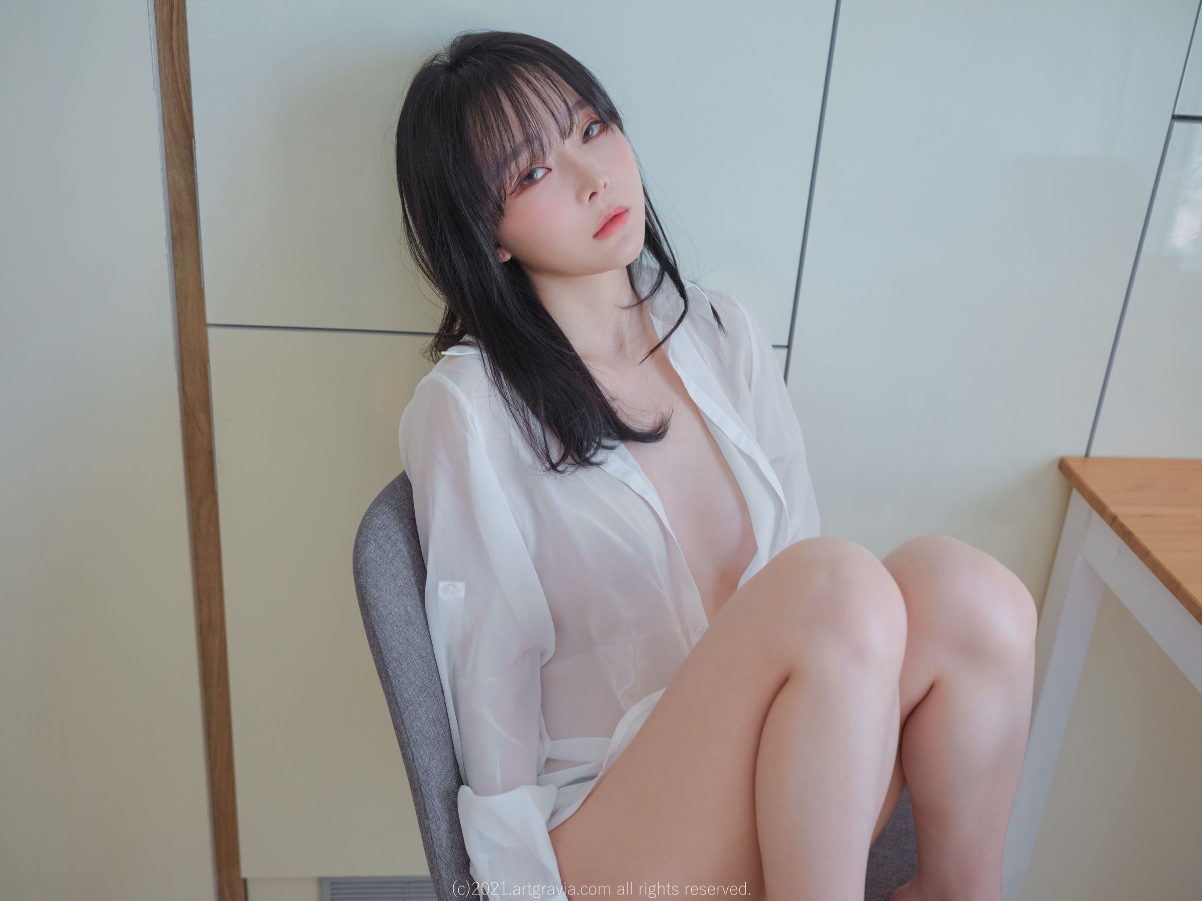 [ARTGRAVIA] VOL.261 Ming Sunha - 白衬衫女友居家诱惑
