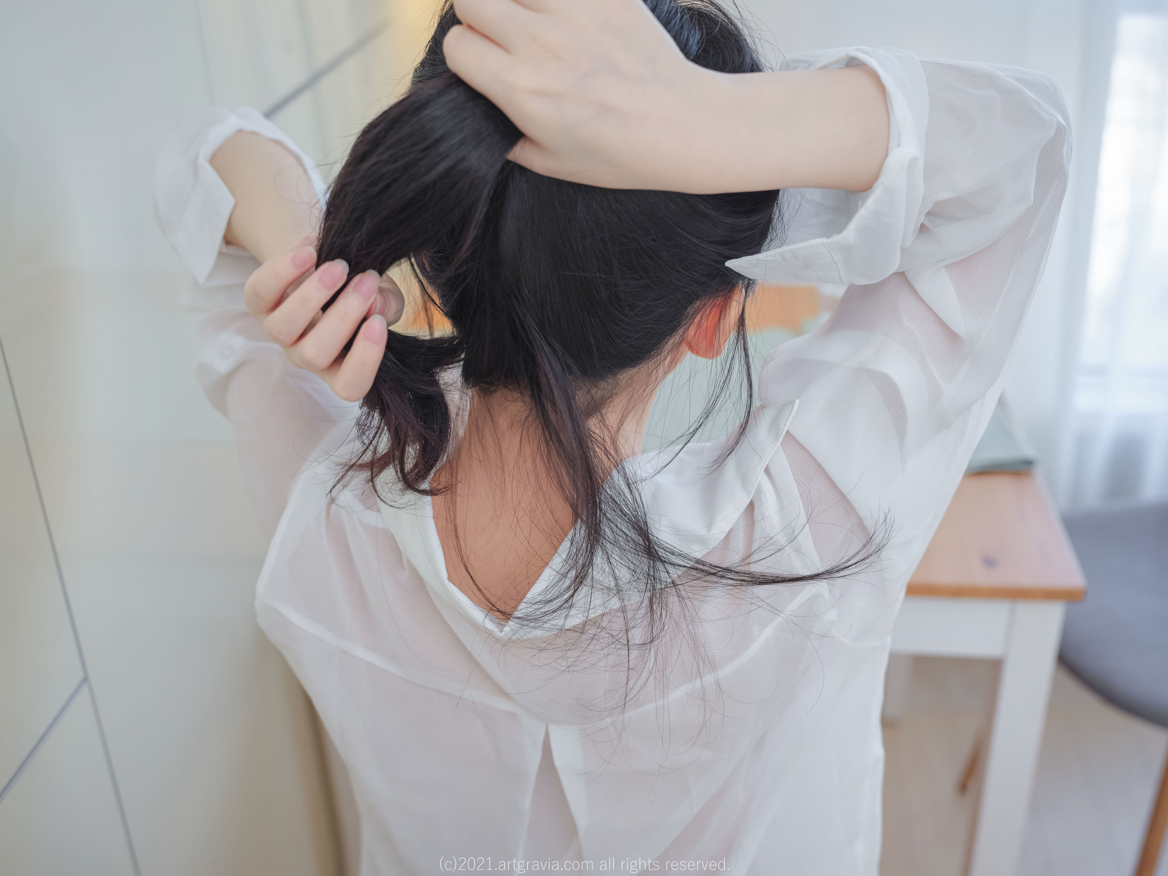 [ARTGRAVIA] VOL.261 Ming Sunha - 白衬衫女友居家诱惑