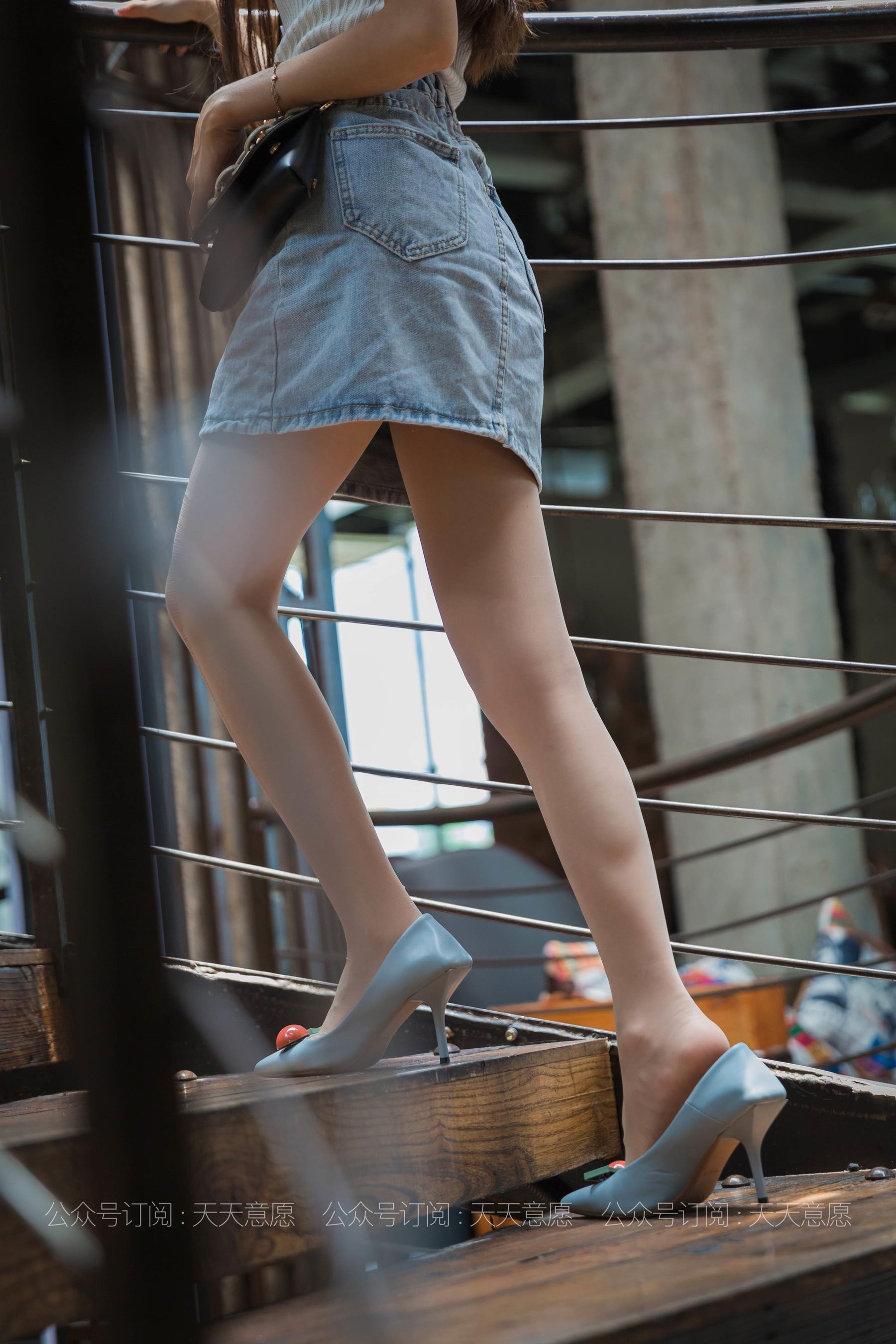 [IESS异思趣向] 丝享家 792：美子《玩滑滑梯》