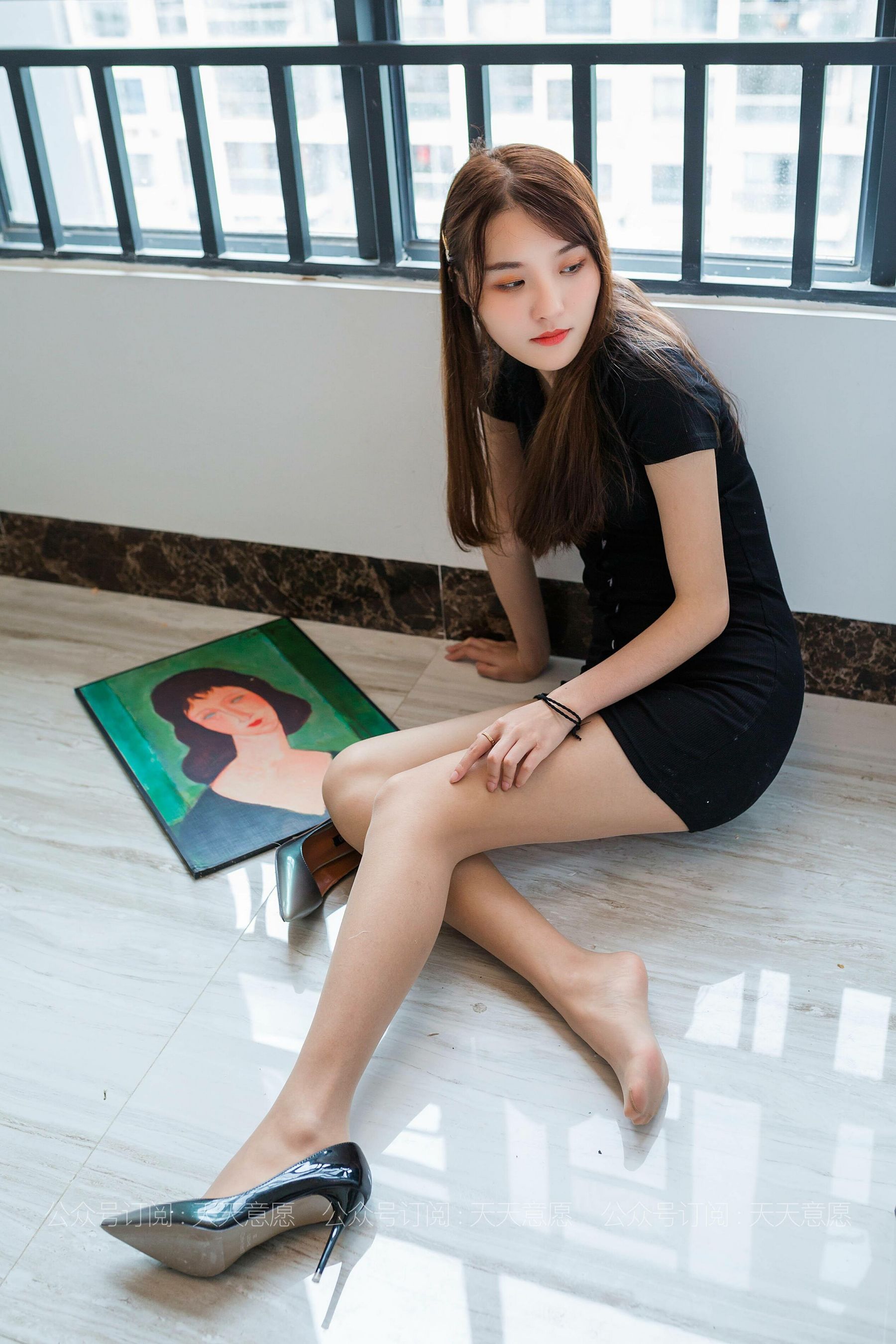 [IESS异思趣向] 丝享家 795：婉苹《甜美女画家》