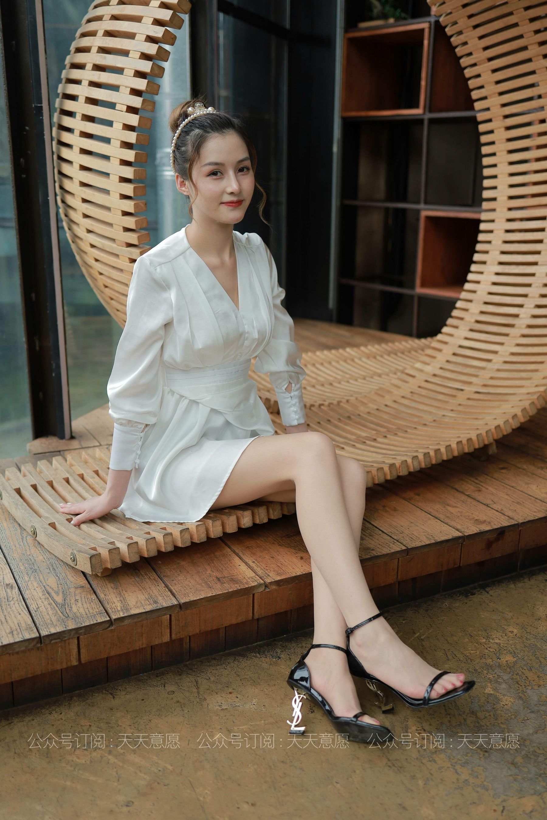 [IESS异思趣向] 丝享家 800：九妹《法式连衣裙》