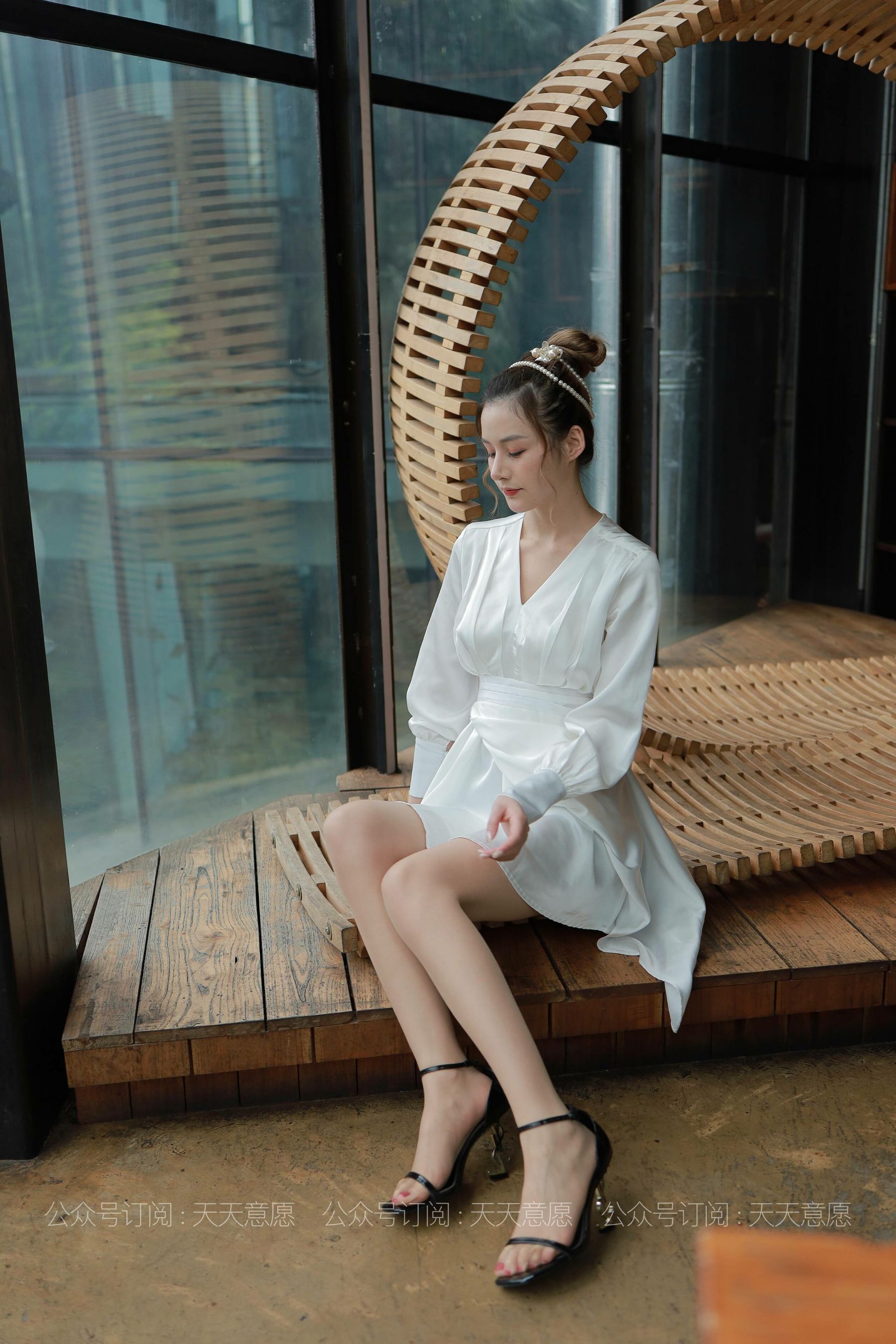 [IESS异思趣向] 丝享家 800：九妹《法式连衣裙》