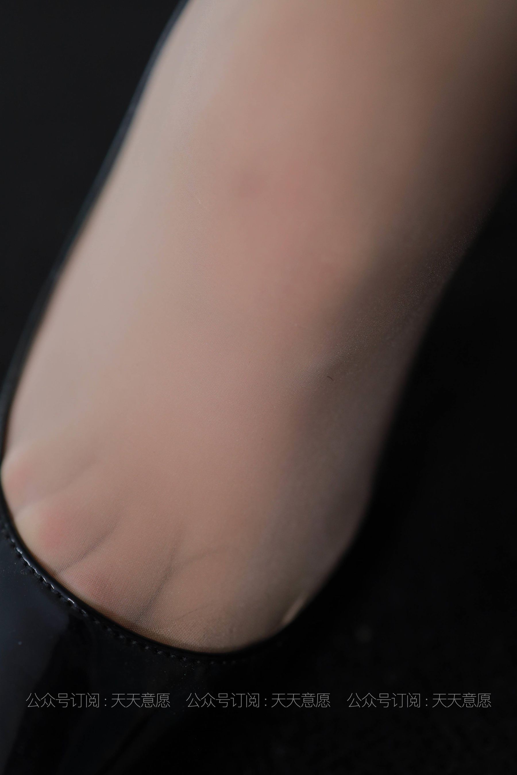 [IESS异思趣向] 丝享家 804：肉肉《姓感秘书泡咖啡》