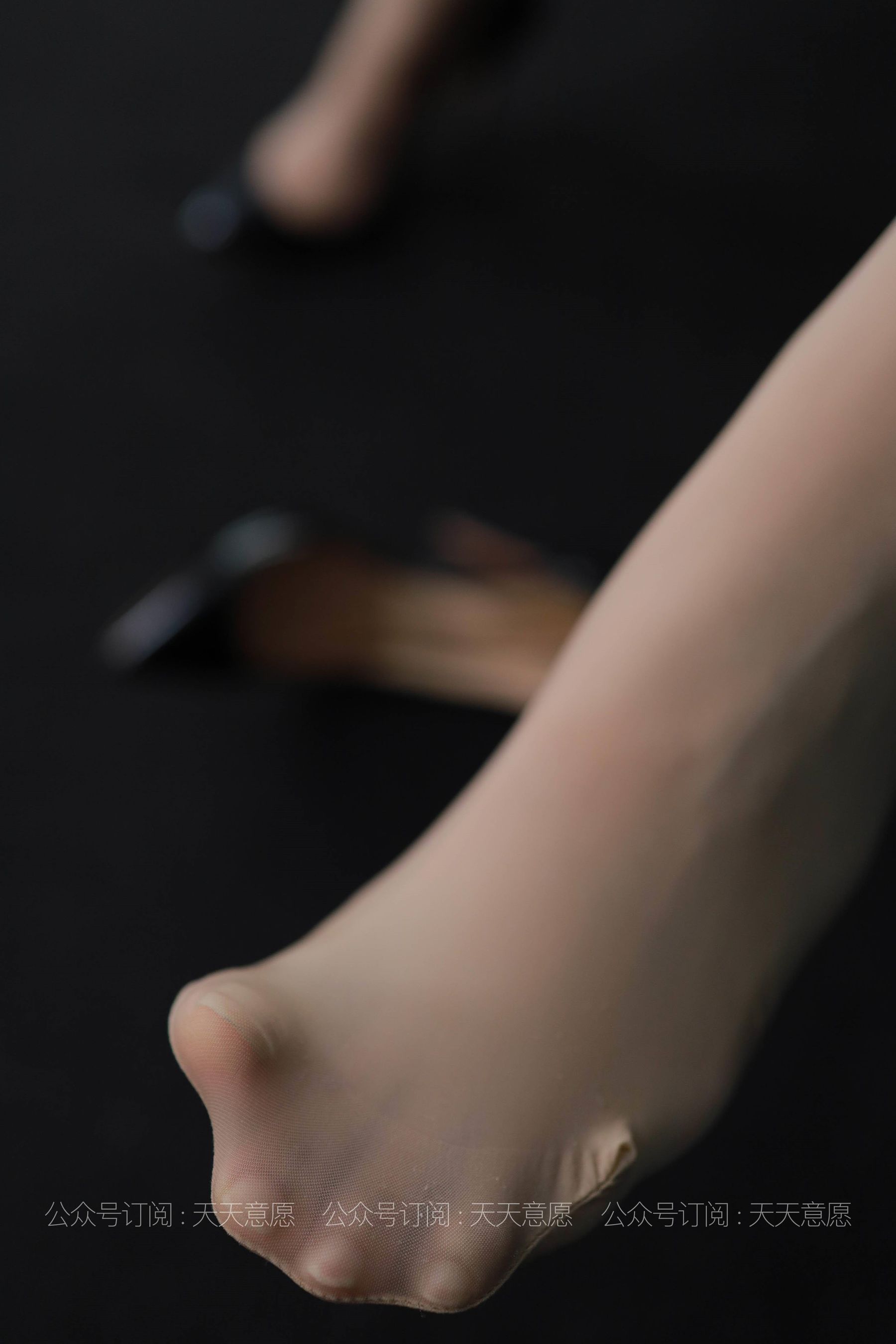[IESS异思趣向] 丝享家 804：肉肉《姓感秘书泡咖啡》