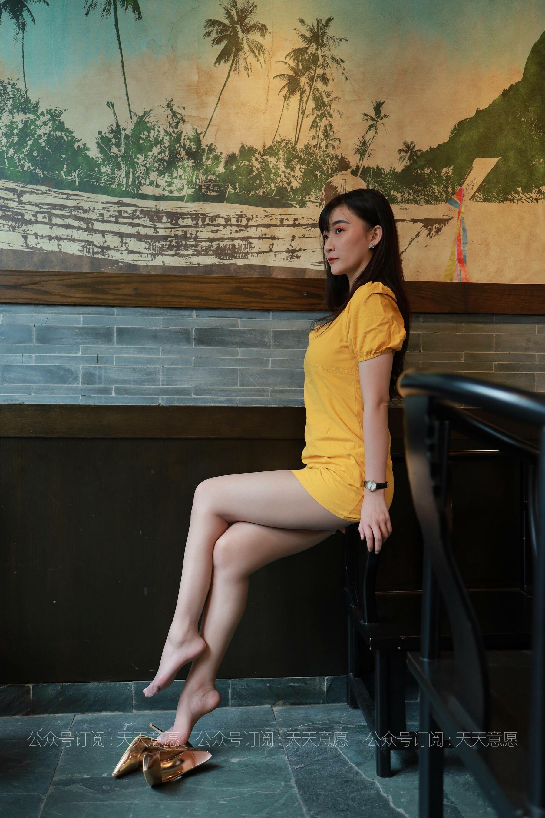 [IESS异思趣向] 丝享家 806：秋秋《蛋黄的长裙》