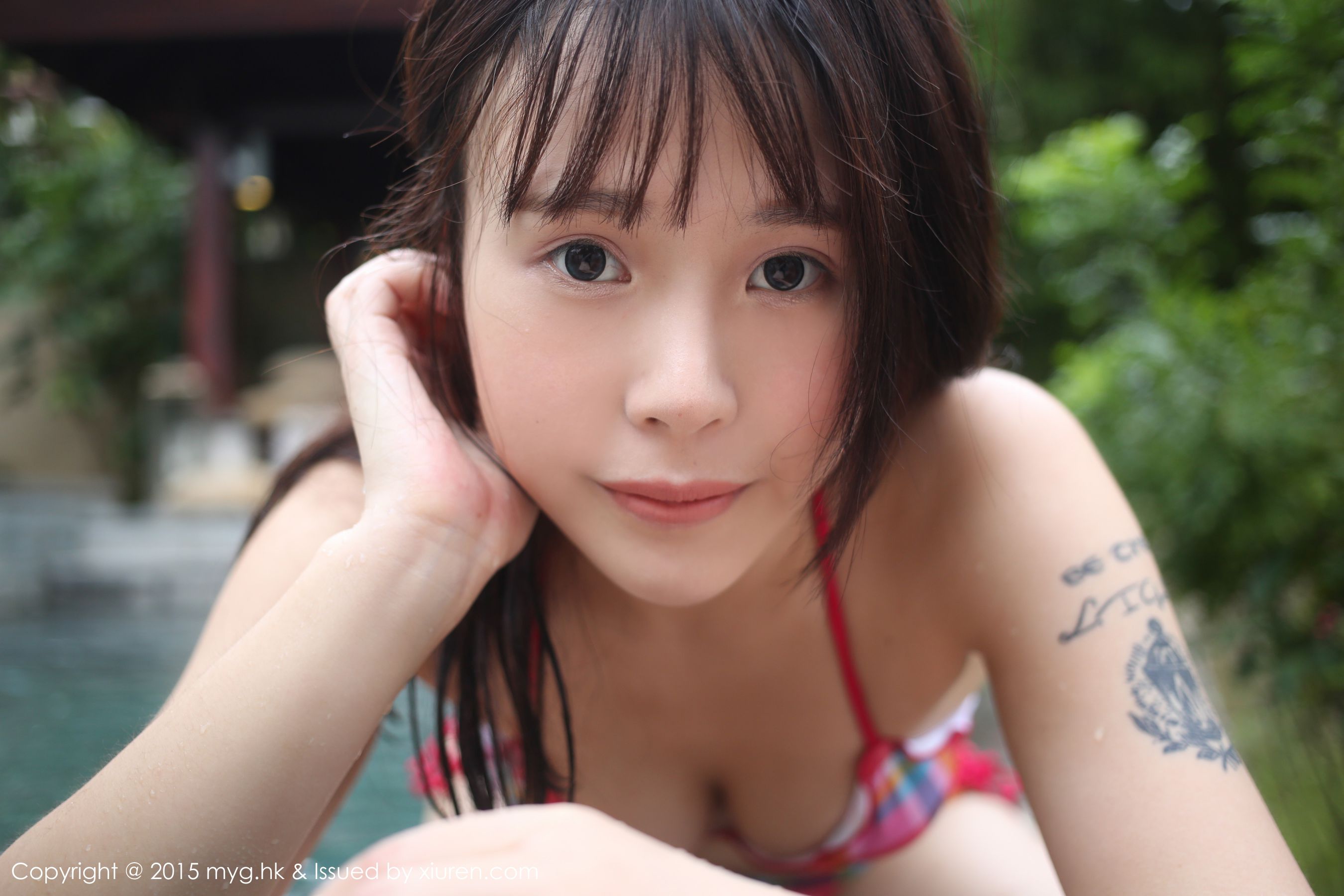 Evelyn艾莉《大胆比基尼湿身外拍》 [美媛馆MyGirl] Vol.186