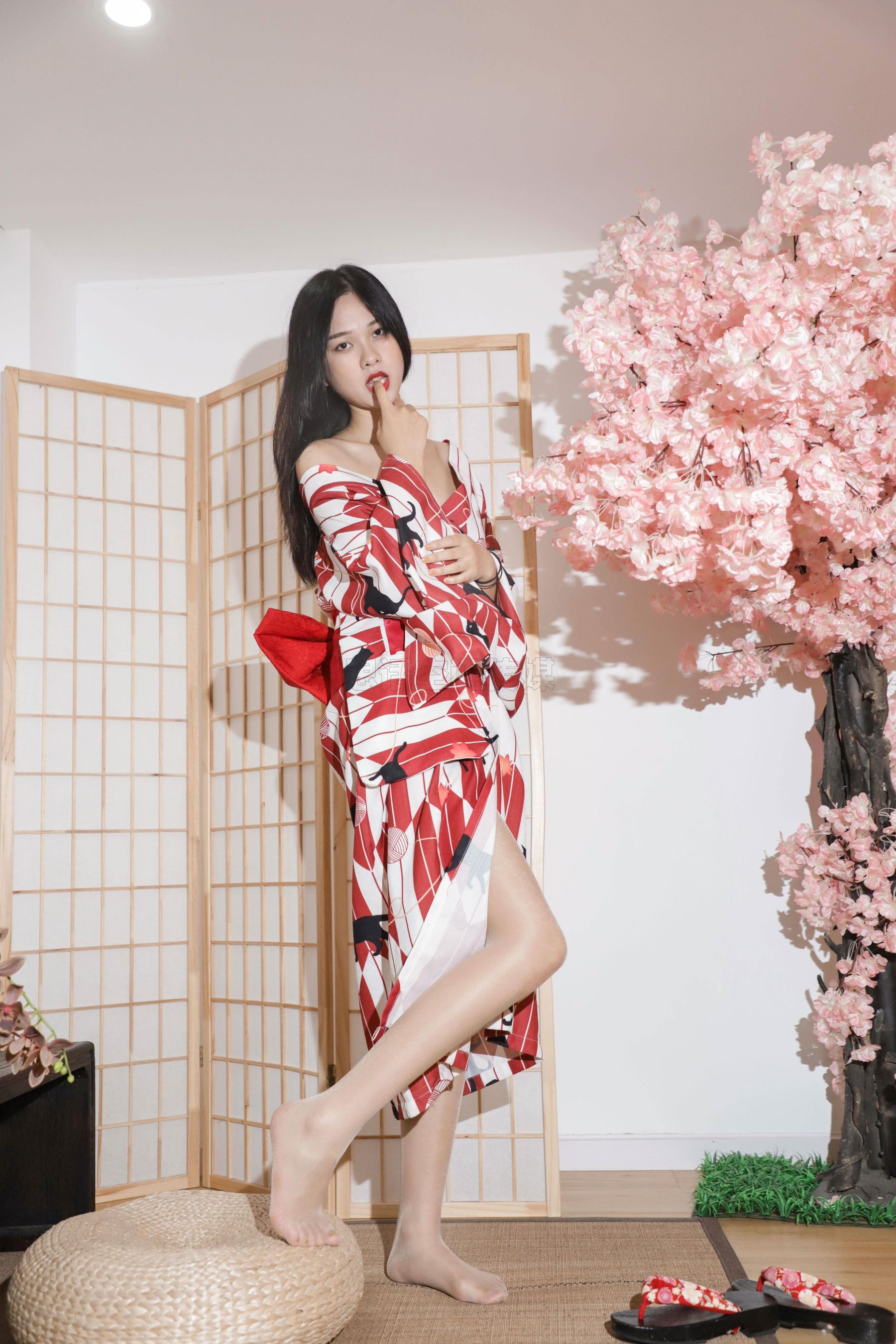 [思话SiHua] SJ034 橙子 一丝倾城