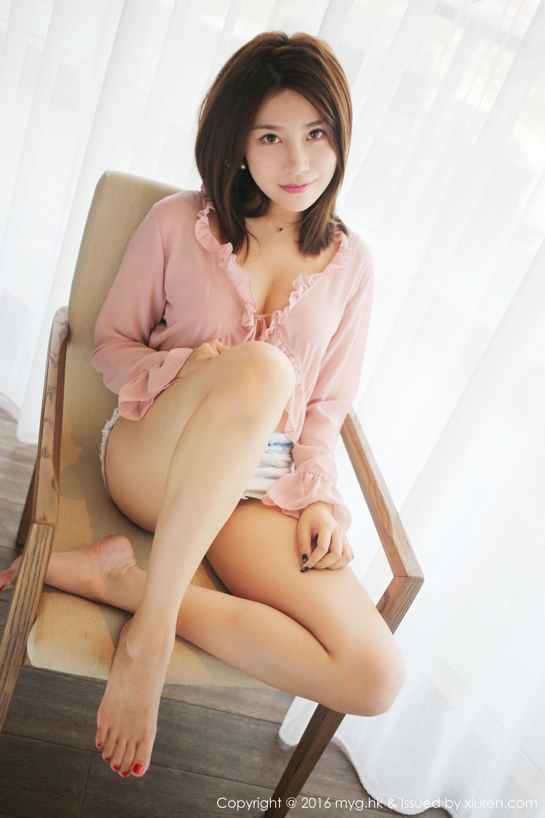 许诺Sabrina《楚楚可人、娇艳欲滴的女神》 [美媛馆MyGirl] Vol.223
