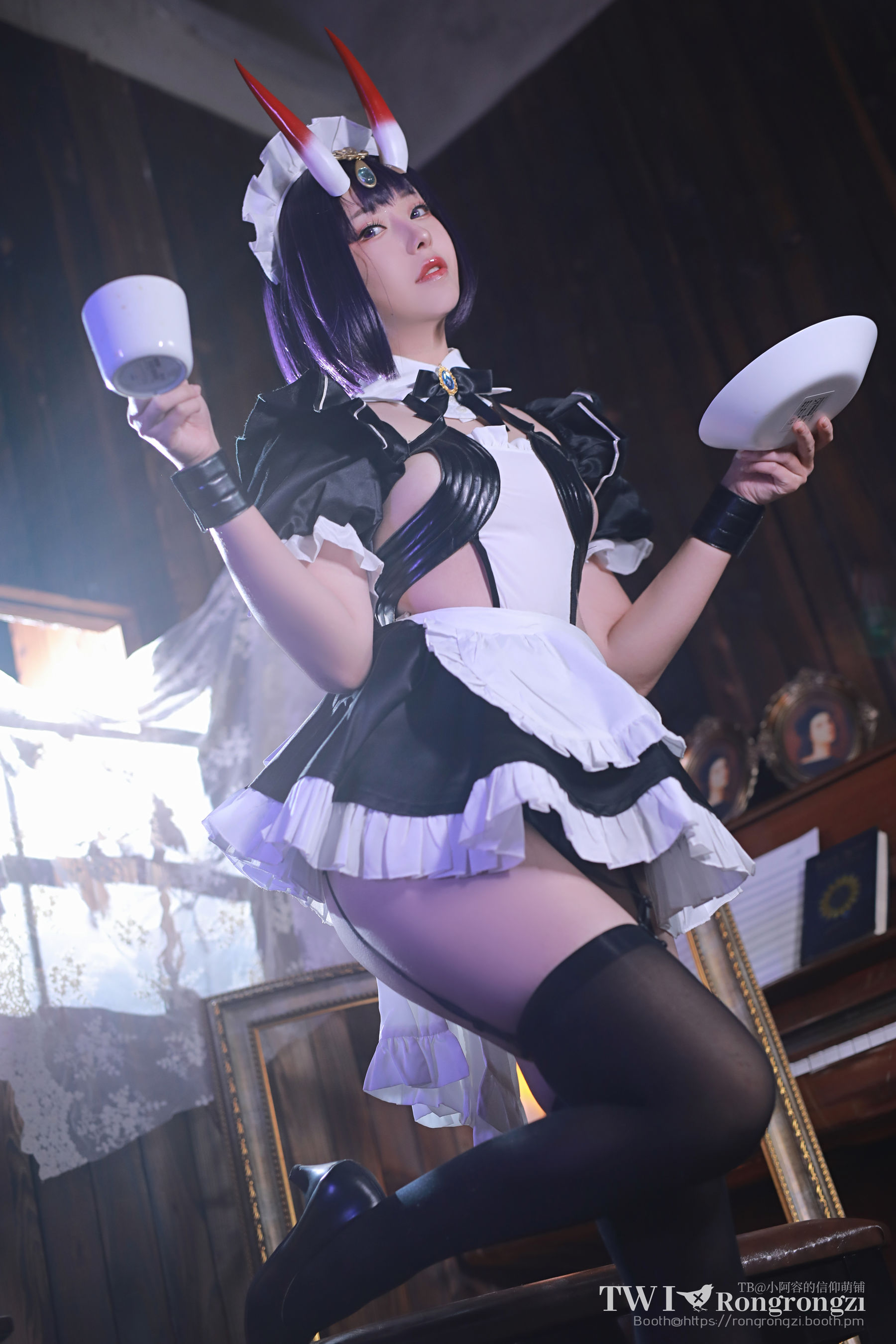 [网红COSER写真] 小容仔咕咕咕 - 酒吞童子女仆