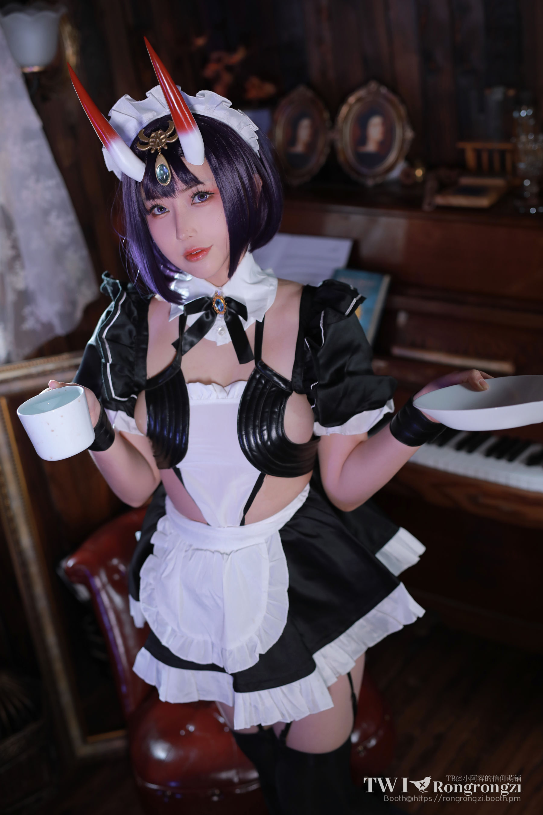 [网红COSER写真] 小容仔咕咕咕 - 酒吞童子女仆