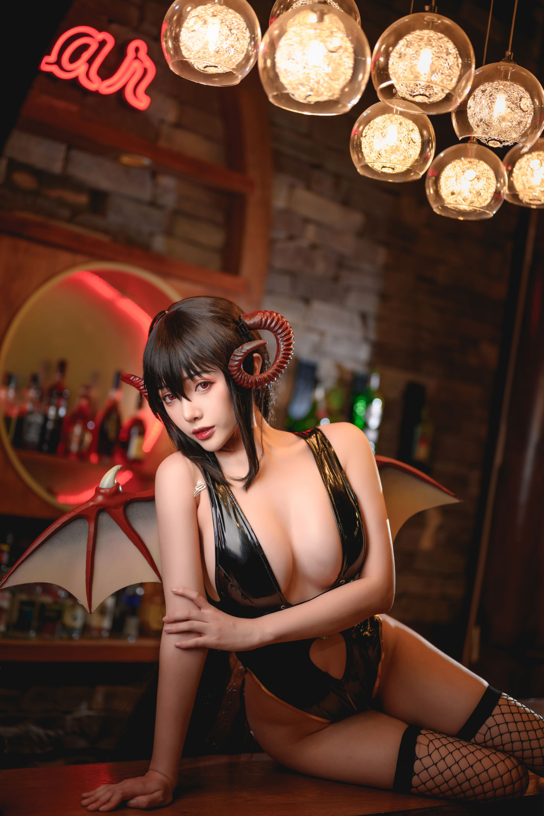 [网红COSER写真] 动漫博主雯妹 - 恶魔大凤