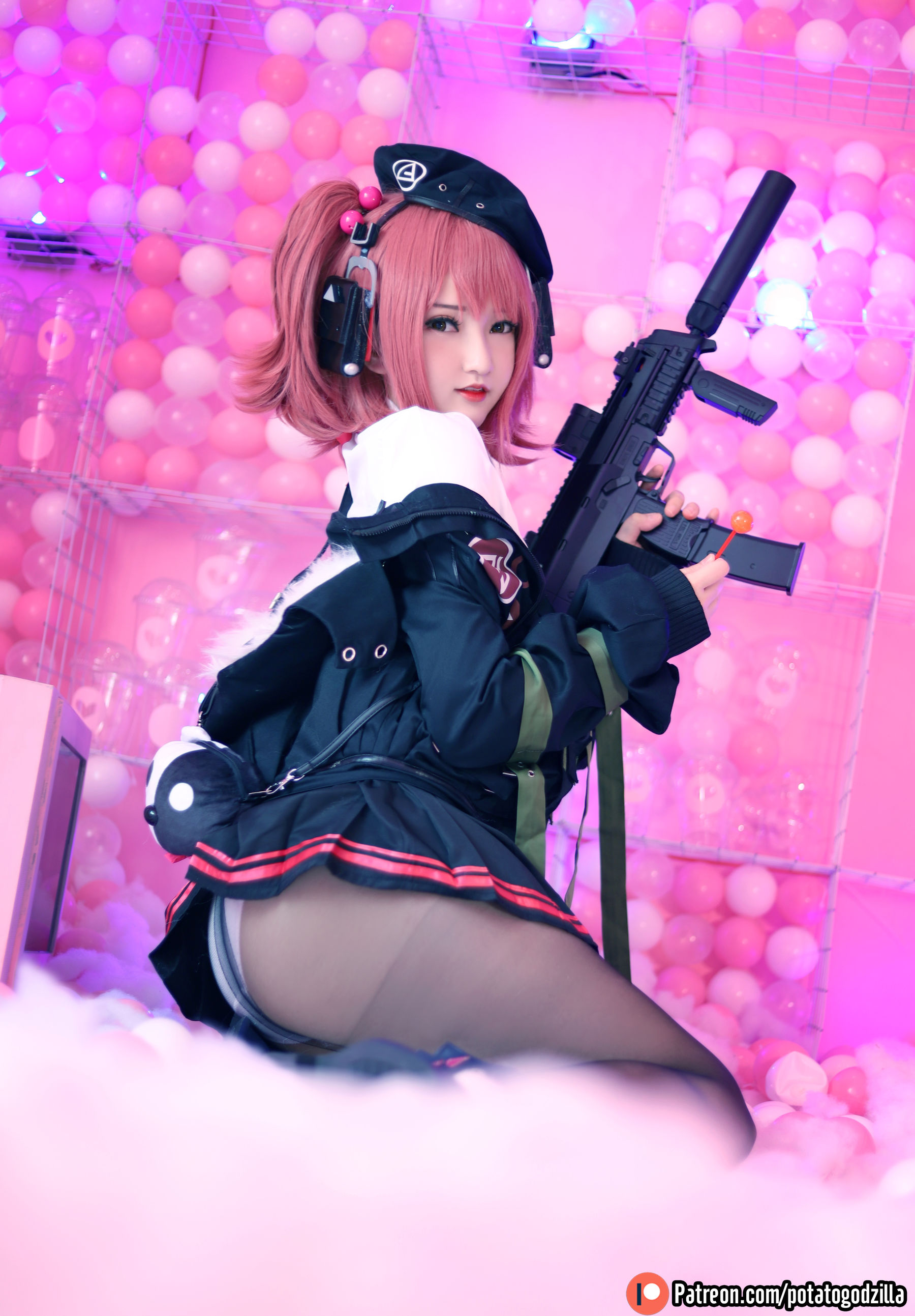 [网红COSER写真] Coser小姐姐Potato Godzilla - MP7 (Girls Frontline)