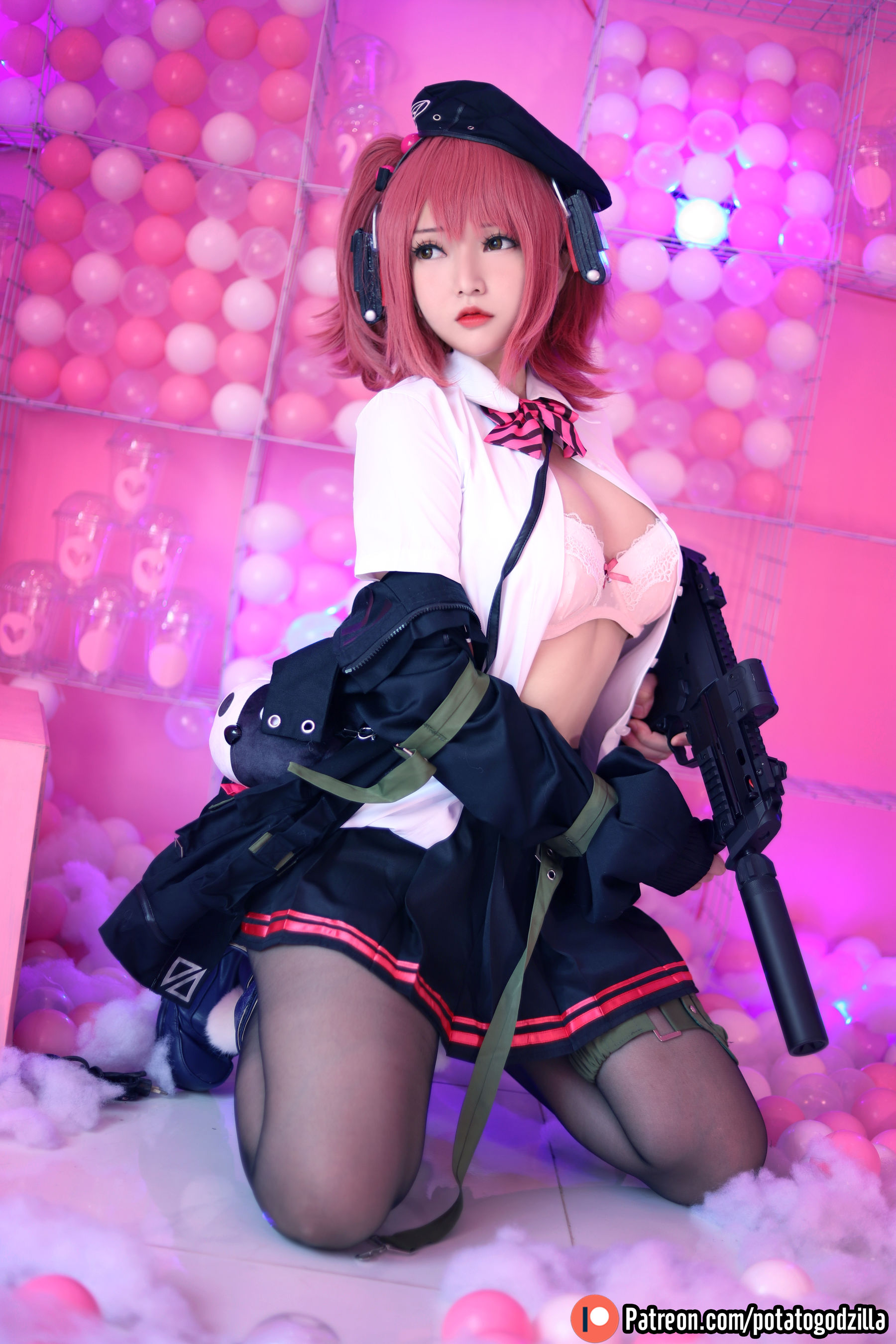[网红COSER写真] Coser小姐姐Potato Godzilla - MP7 (Girls Frontline)