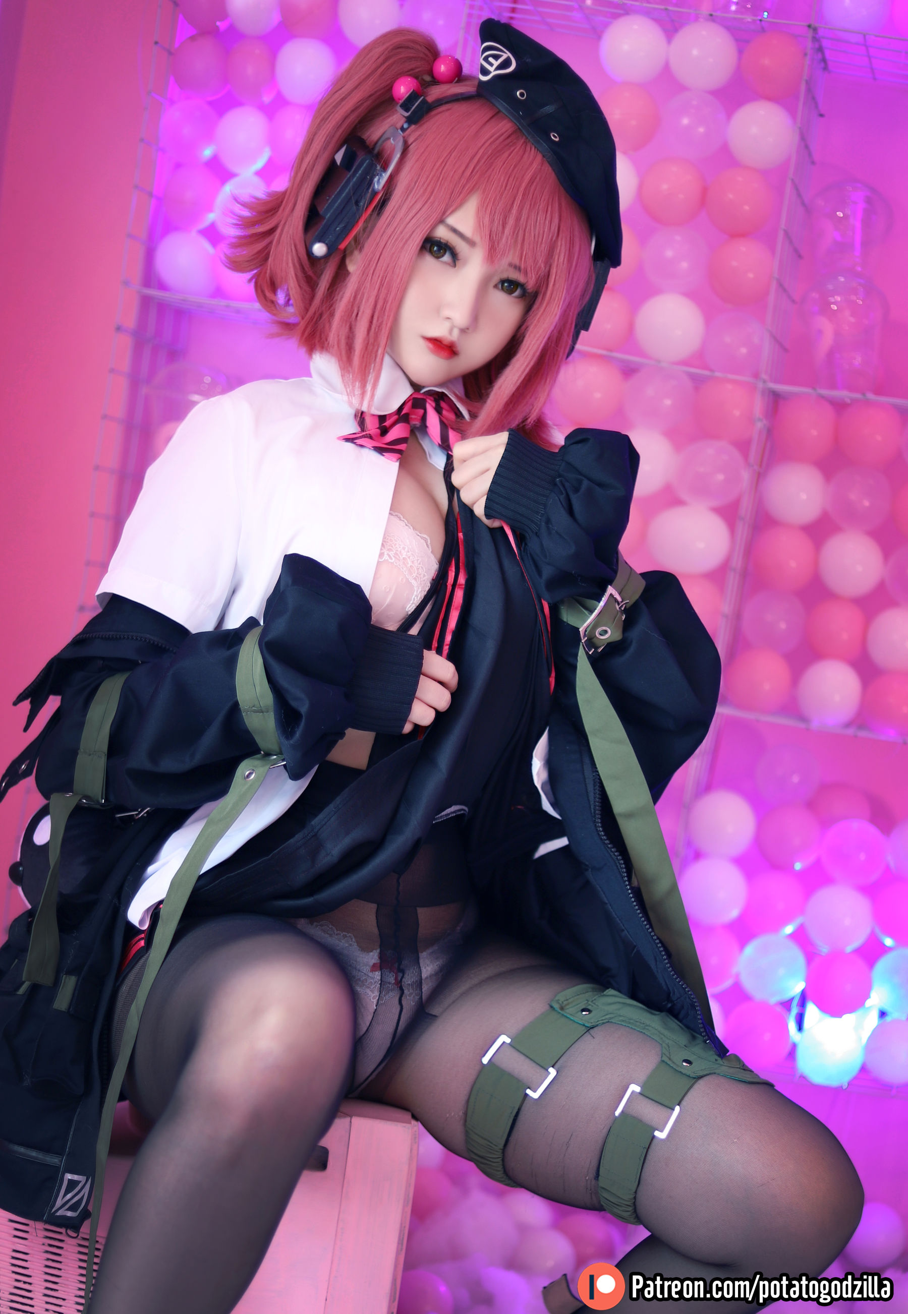 [网红COSER写真] Coser小姐姐Potato Godzilla - MP7 (Girls Frontline)