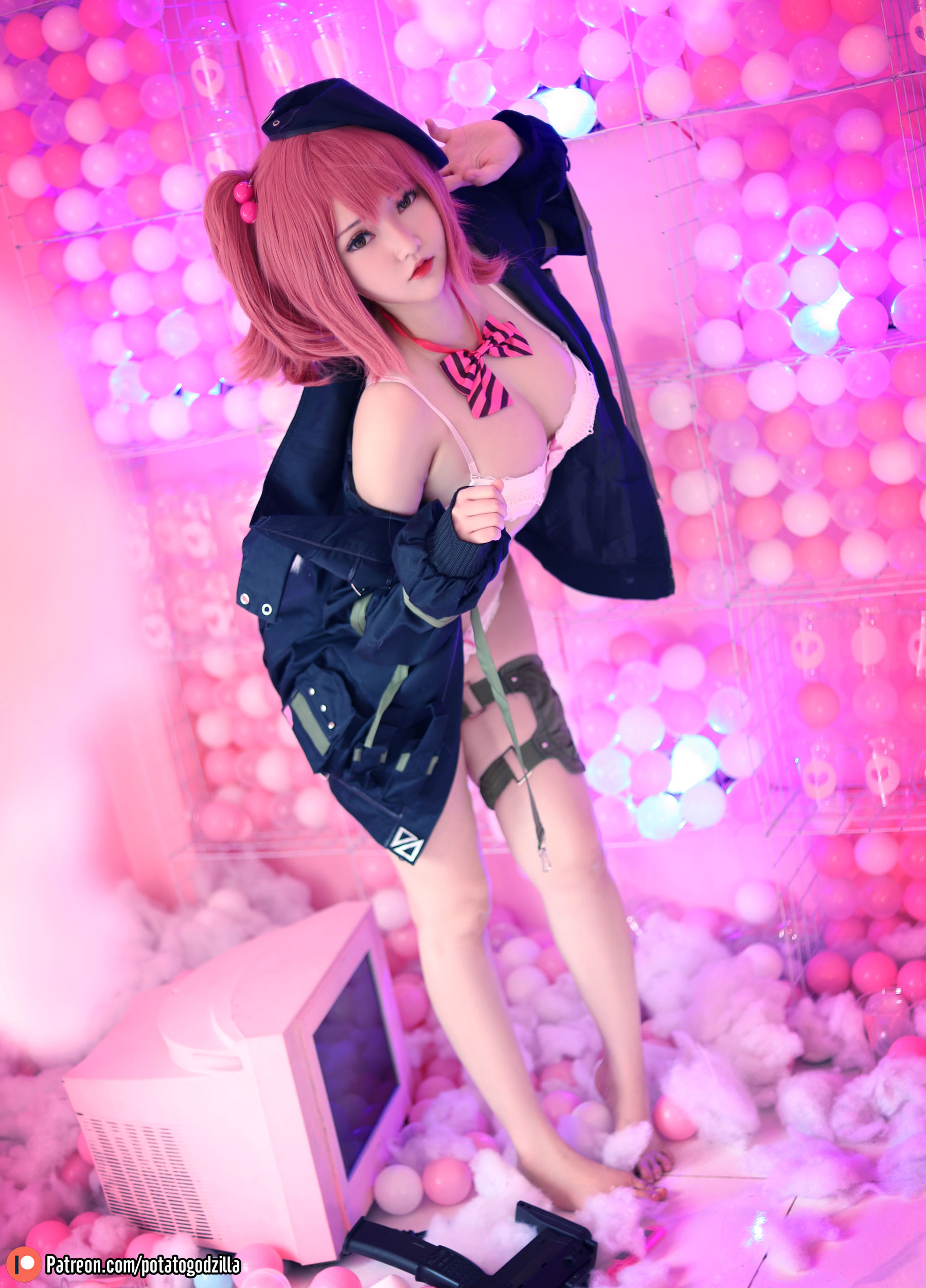 [网红COSER写真] Coser小姐姐Potato Godzilla - MP7 (Girls Frontline)