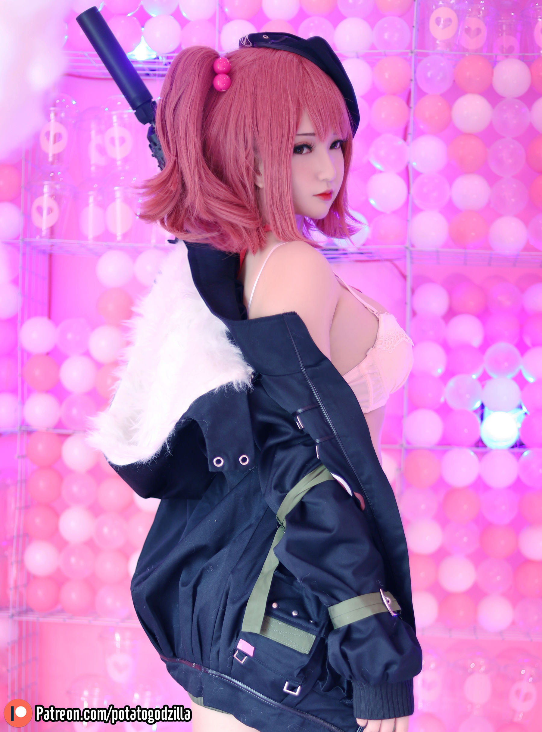 [网红COSER写真] Coser小姐姐Potato Godzilla - MP7 (Girls Frontline)