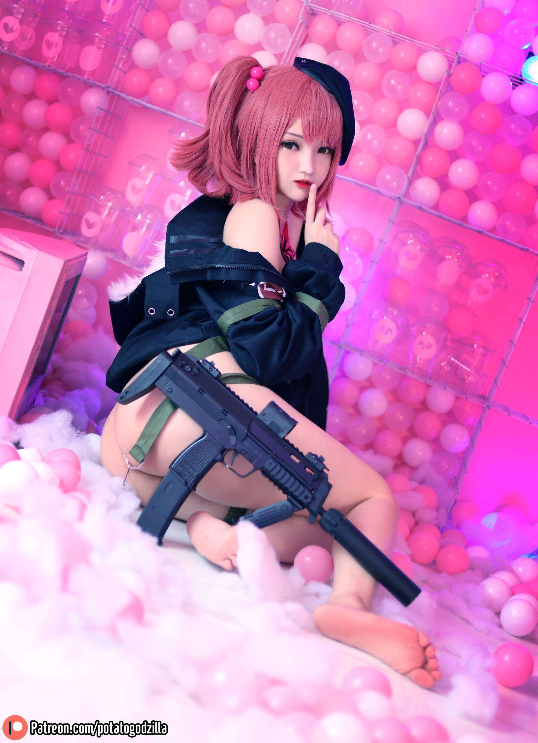 [网红COSER写真] Coser小姐姐Potato Godzilla - MP7 (Girls Frontline)