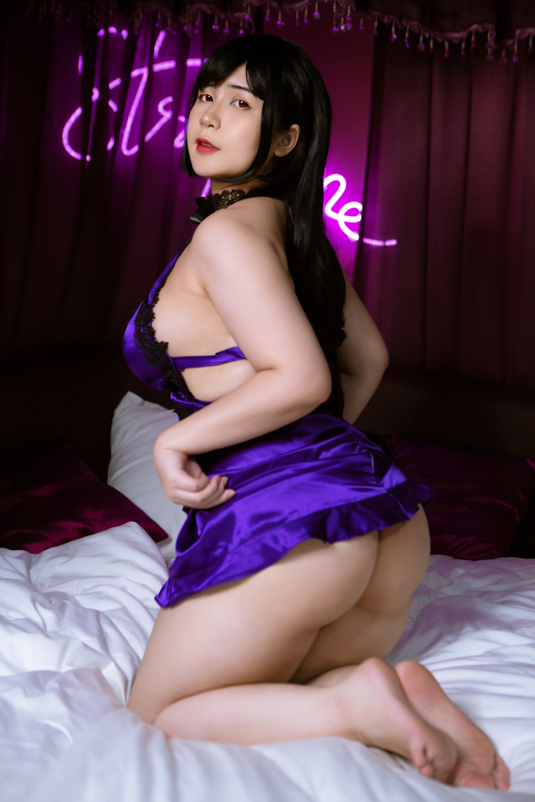 [网红COSER写真] Uy Uy - Tifa Mature Dress