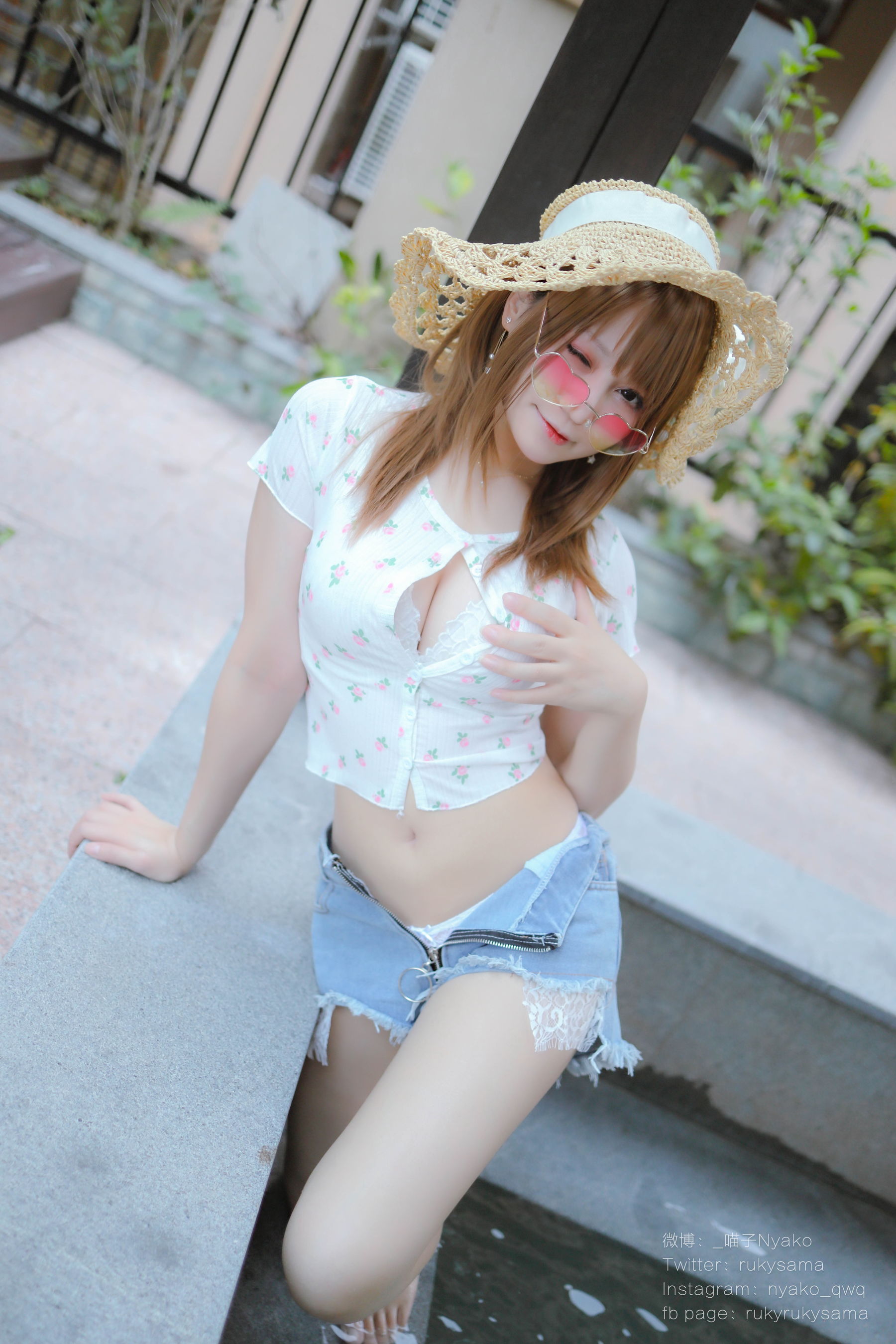 [网红COSER写真] 萌妹子Nyako喵子 - 温泉旅行