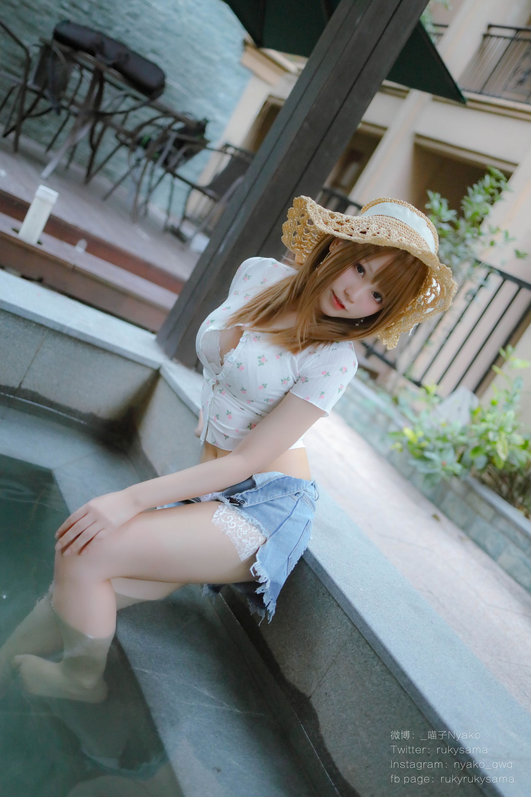 [网红COSER写真] 萌妹子Nyako喵子 - 温泉旅行